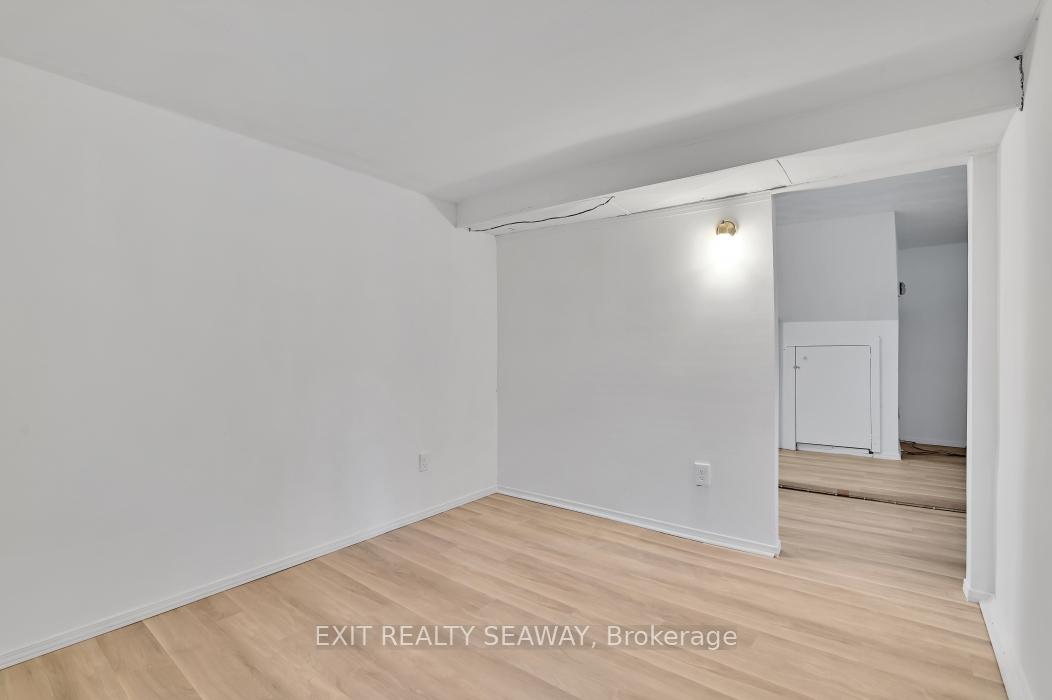 Photo 27 of 1315 Cumberland Street, Cornwall — HOMEH