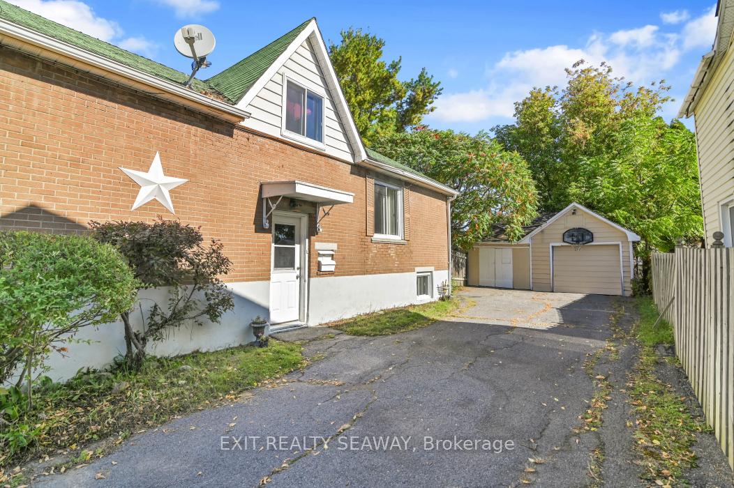 Photo 30 of 1315 Cumberland Street, Cornwall — HOMEH