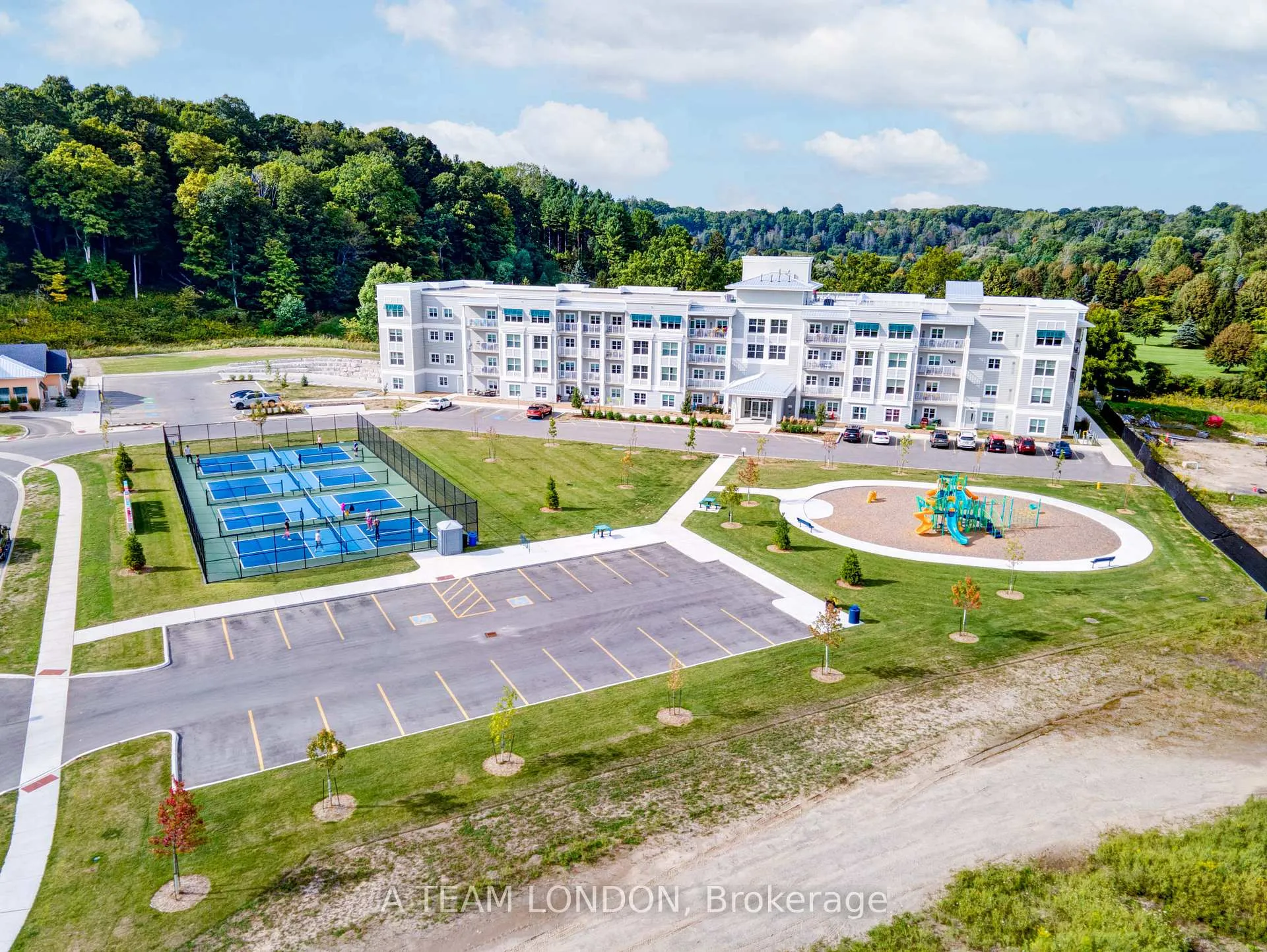 Photo 1 of Unit 413, 100 The Promenade, Central Elgin, Port Stanley — HOMEH