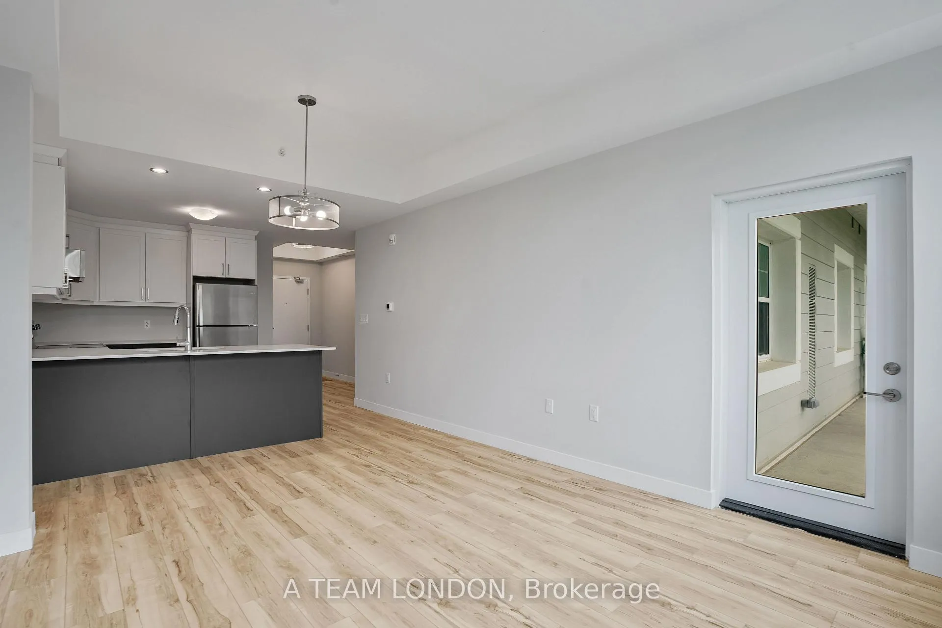 Photo 15 of Unit 413, 100 The Promenade, Central Elgin, Port Stanley — HOMEH