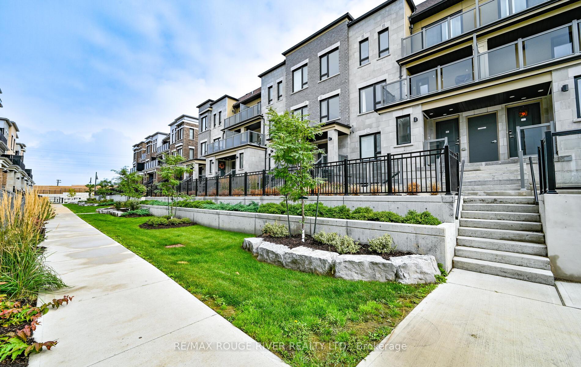 Photo 4 of Unit D, 6 Lookout Drive, Clarington, Bowmanville — HOMEH
