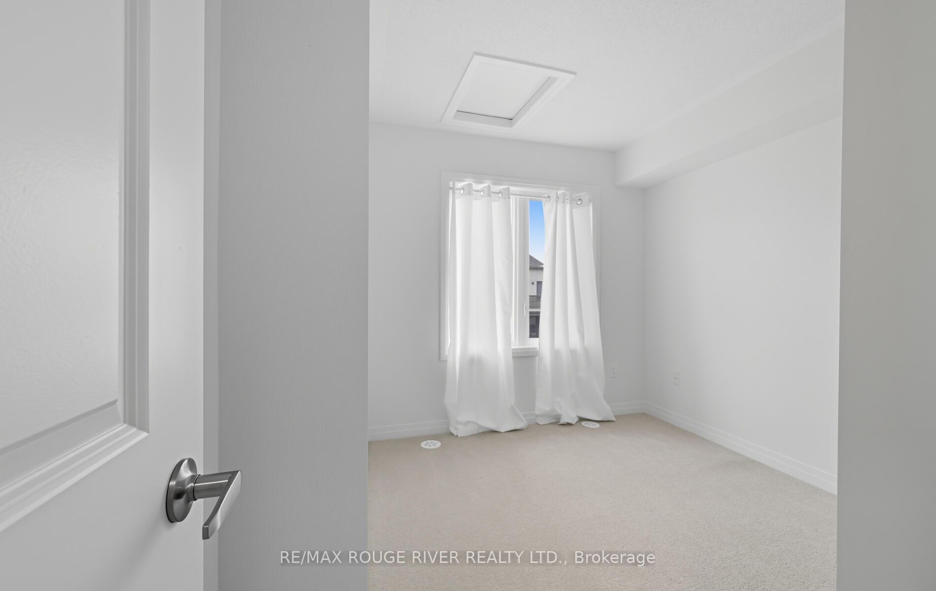 Photo 26 of Unit D, 6 Lookout Drive, Clarington, Bowmanville — HOMEH