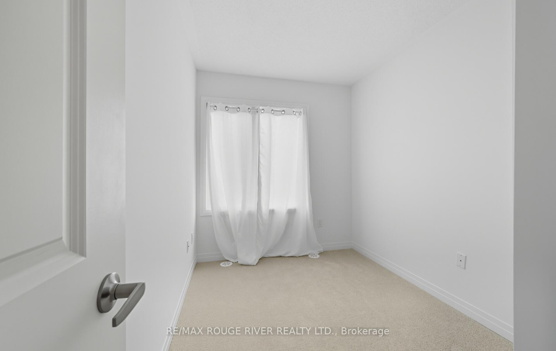 Photo 29 of Unit D, 6 Lookout Drive, Clarington, Bowmanville — HOMEH