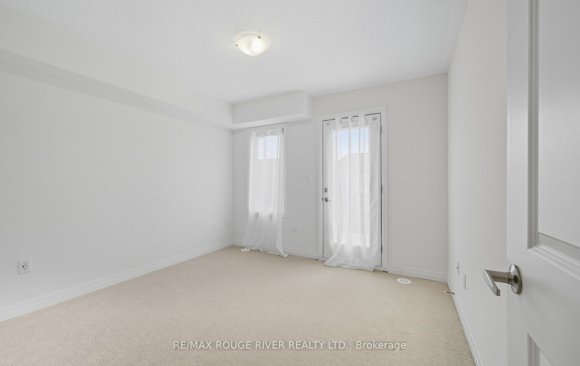 Photo 31 of Unit D, 6 Lookout Drive, Clarington, Bowmanville — HOMEH