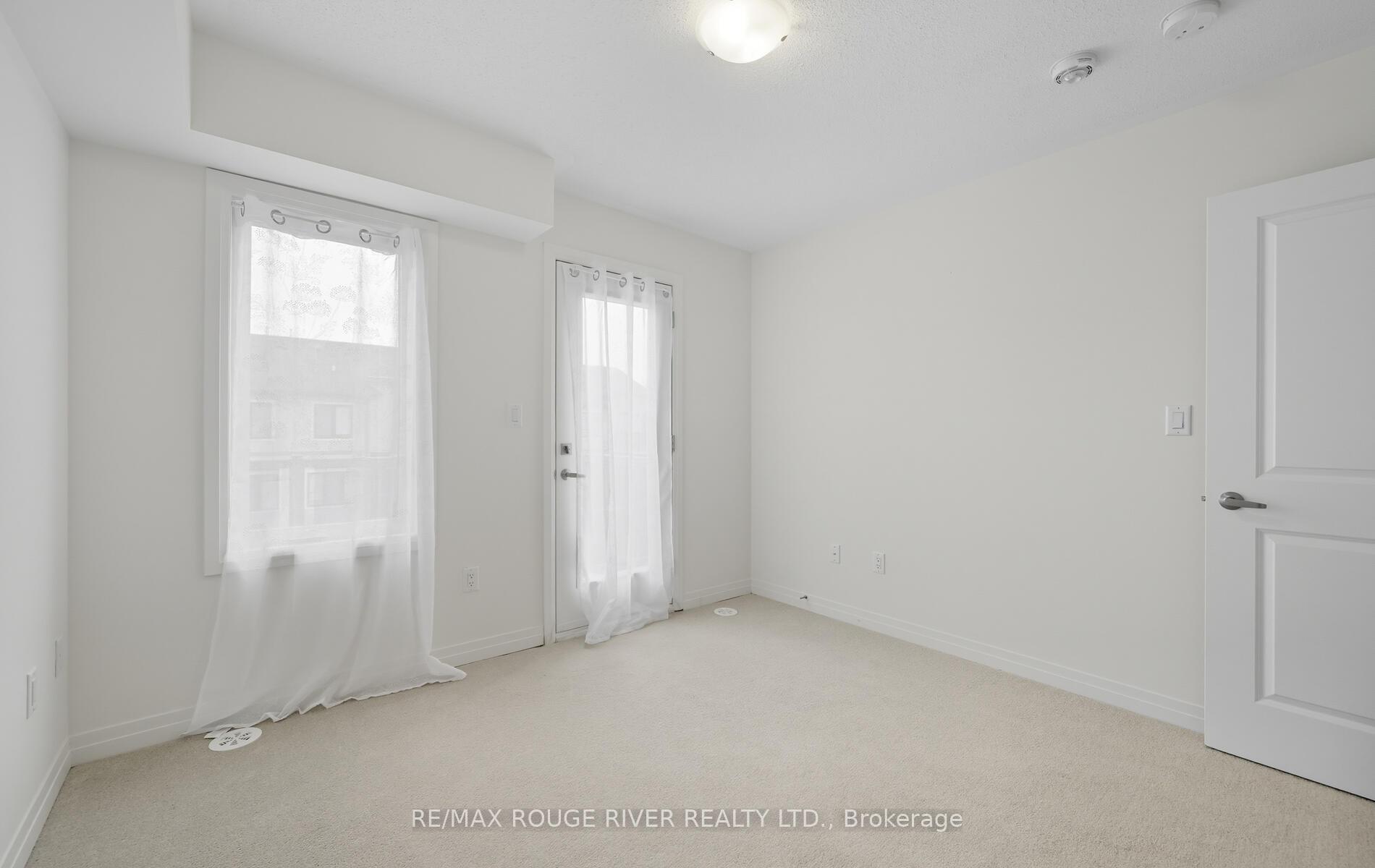 Photo 32 of Unit D, 6 Lookout Drive, Clarington, Bowmanville — HOMEH