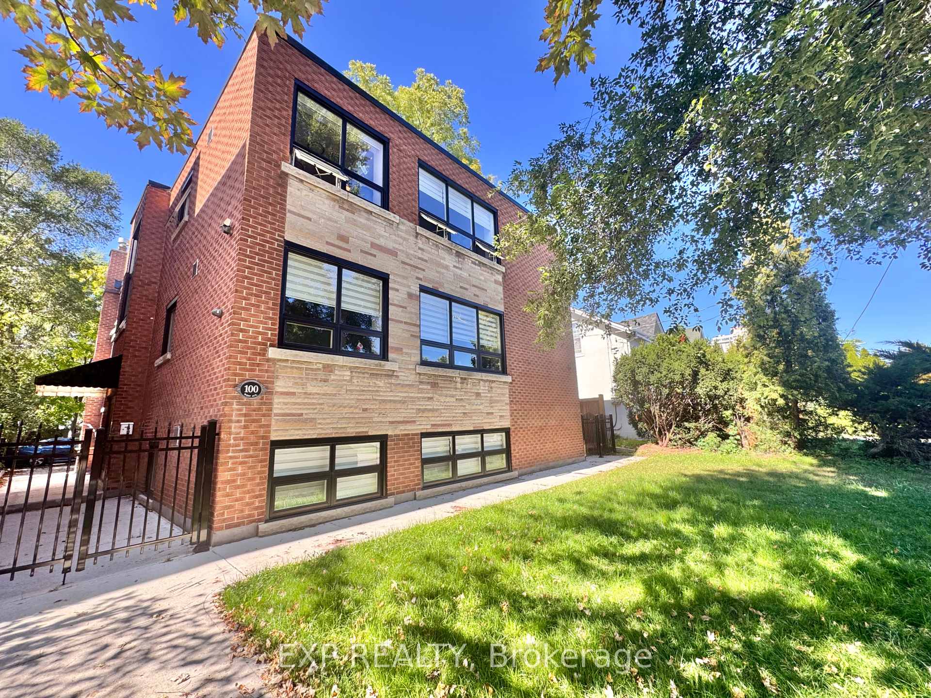Photo 2 of Unit Unit 6, 100 West Avenue S, Hamilton, Stinson — HOMEH