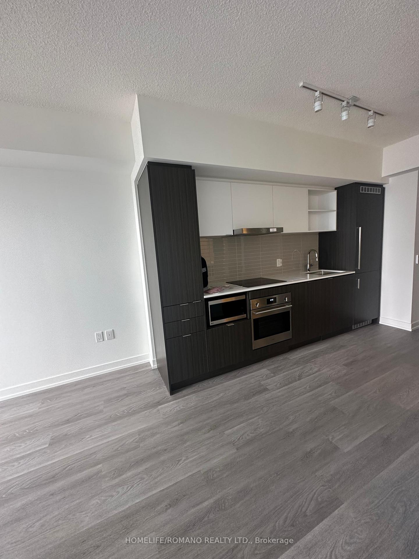 Photo 9 of Unit 3506, 55 Cooper Street, Toronto, Waterfront Communities — HOMEH