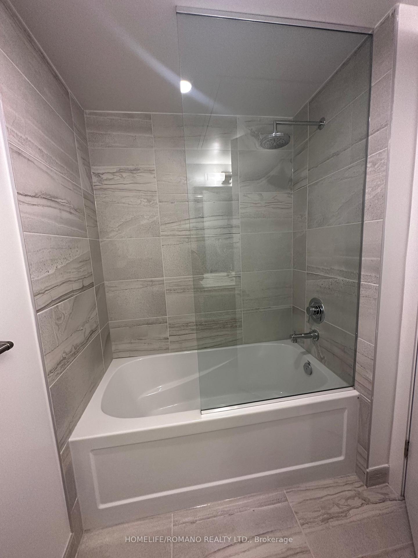 Photo 13 of Unit 3506, 55 Cooper Street, Toronto, Waterfront Communities — HOMEH