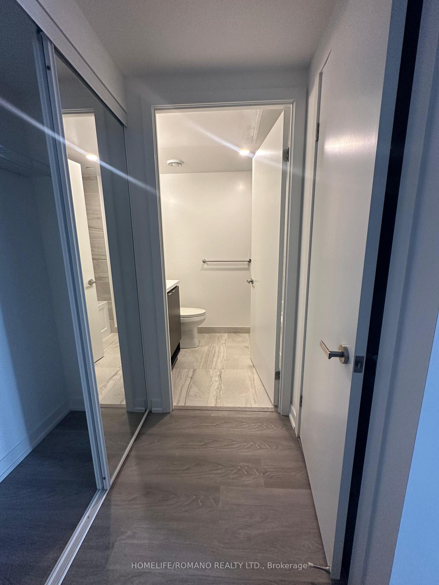Photo 14 of Unit 3506, 55 Cooper Street, Toronto, Waterfront Communities — HOMEH