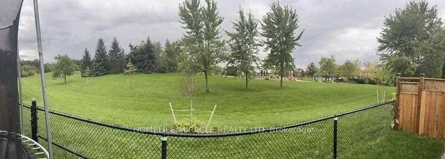 Photo 26 of 12 Willow Park Drive, Brampton, Sandringham-Wellington — HOMEH