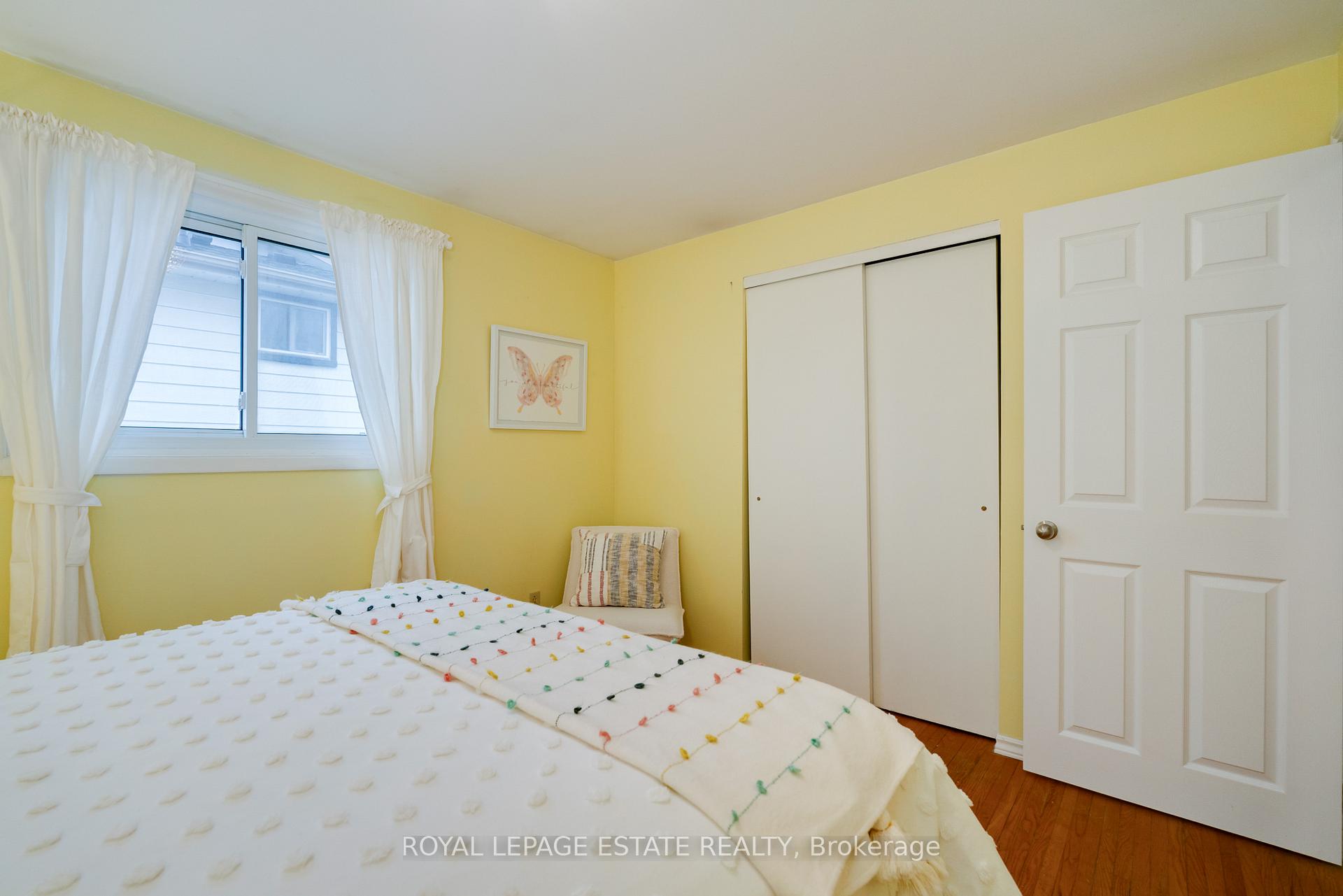 Photo 19 of 33 Burrells Road, Ajax, South East — HOMEH