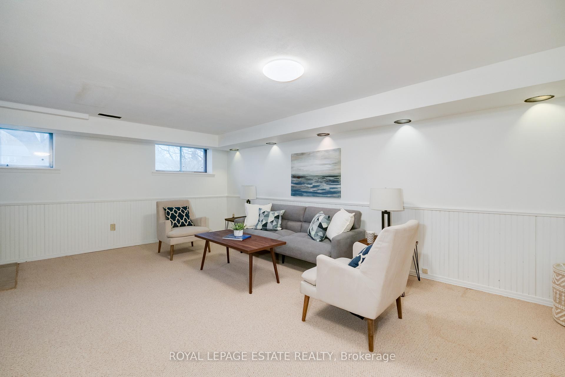 Photo 26 of 33 Burrells Road, Ajax, South East — HOMEH