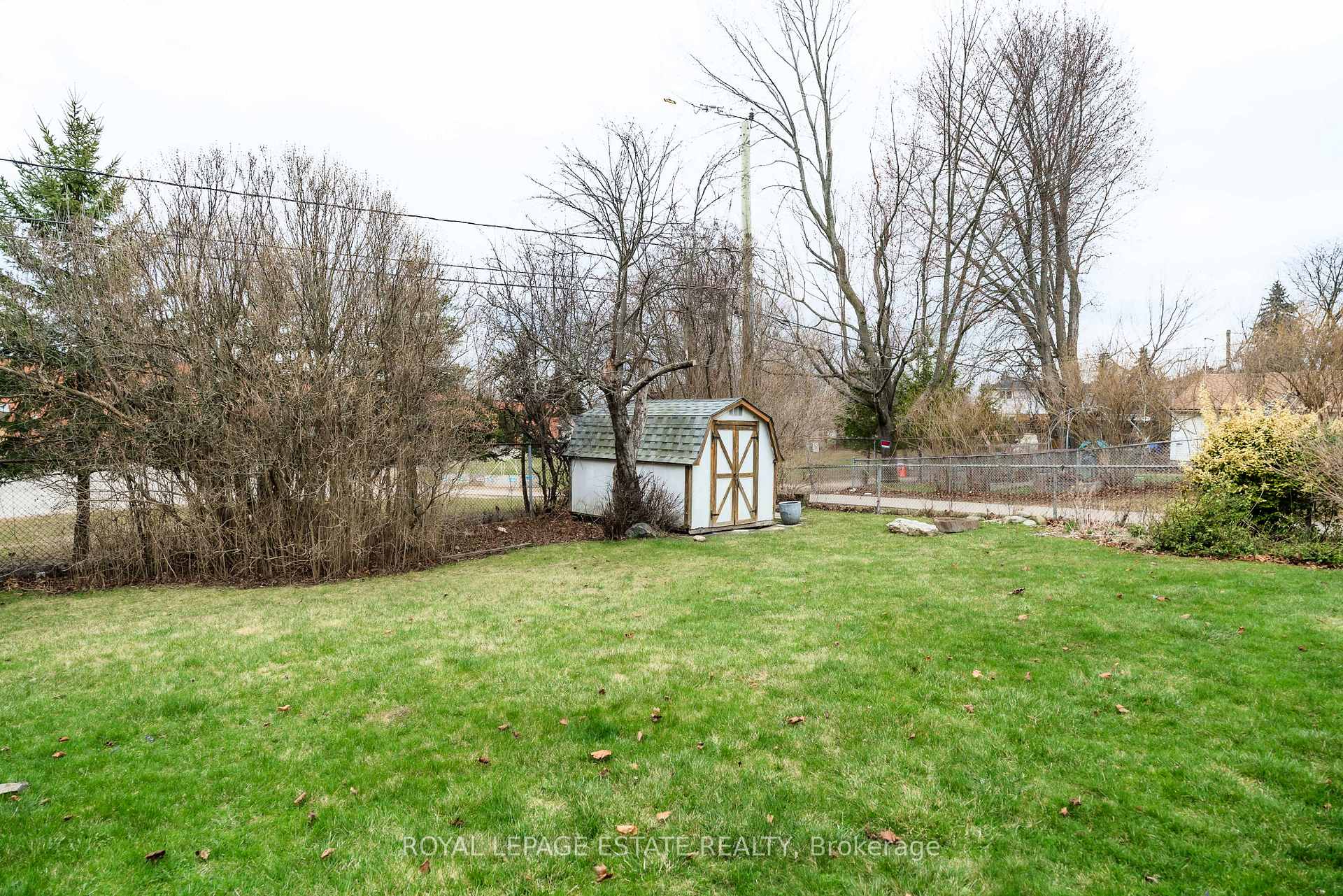 Photo 37 of 33 Burrells Road, Ajax, South East — HOMEH