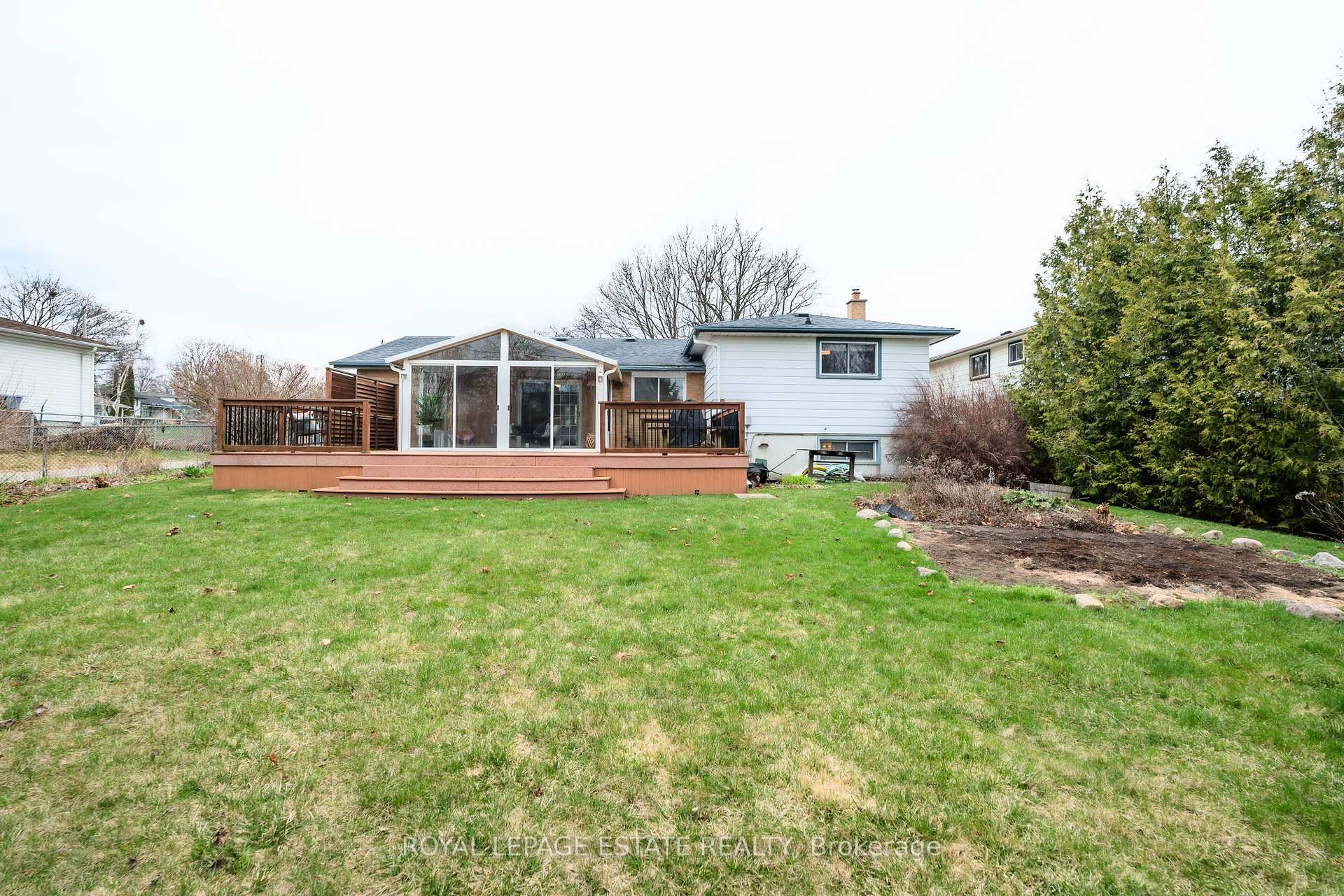 Photo 39 of 33 Burrells Road, Ajax, South East — HOMEH