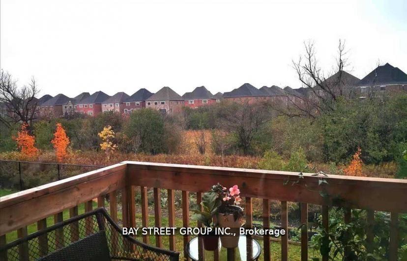 Photo 2 of 60 Elyse Court, Aurora, Bayview Northeast — HOMEH