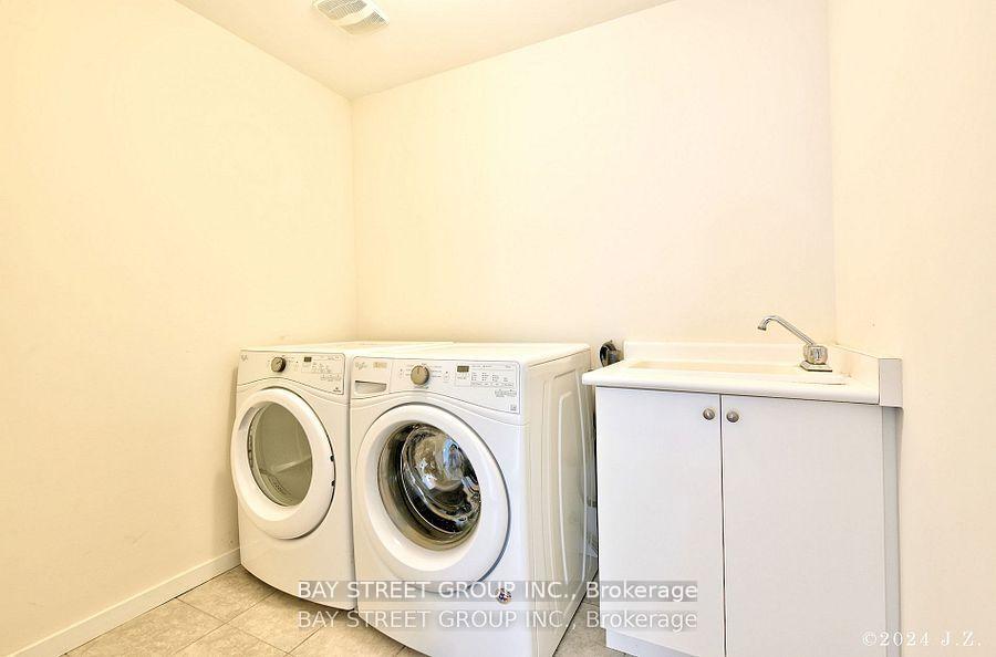 Photo 31 of 60 Elyse Court, Aurora, Bayview Northeast — HOMEH