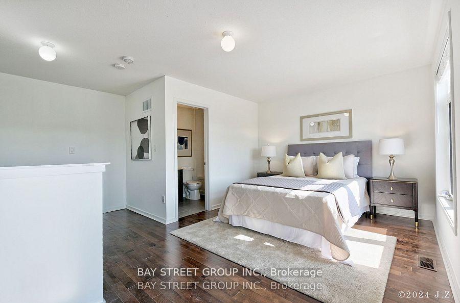 Photo 33 of 60 Elyse Court, Aurora, Bayview Northeast — HOMEH