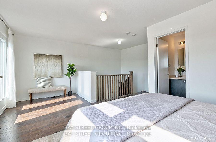 Photo 35 of 60 Elyse Court, Aurora, Bayview Northeast — HOMEH