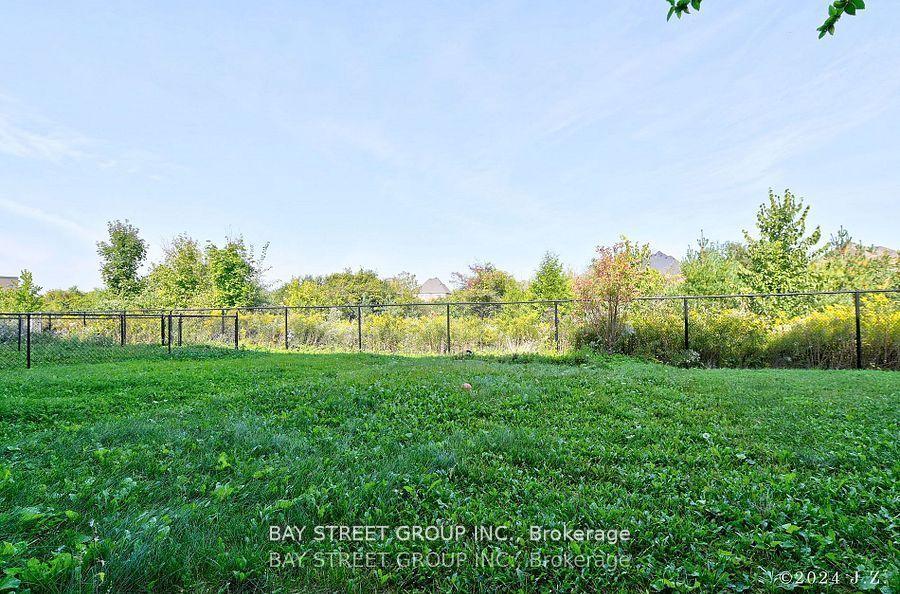 Photo 38 of 60 Elyse Court, Aurora, Bayview Northeast — HOMEH