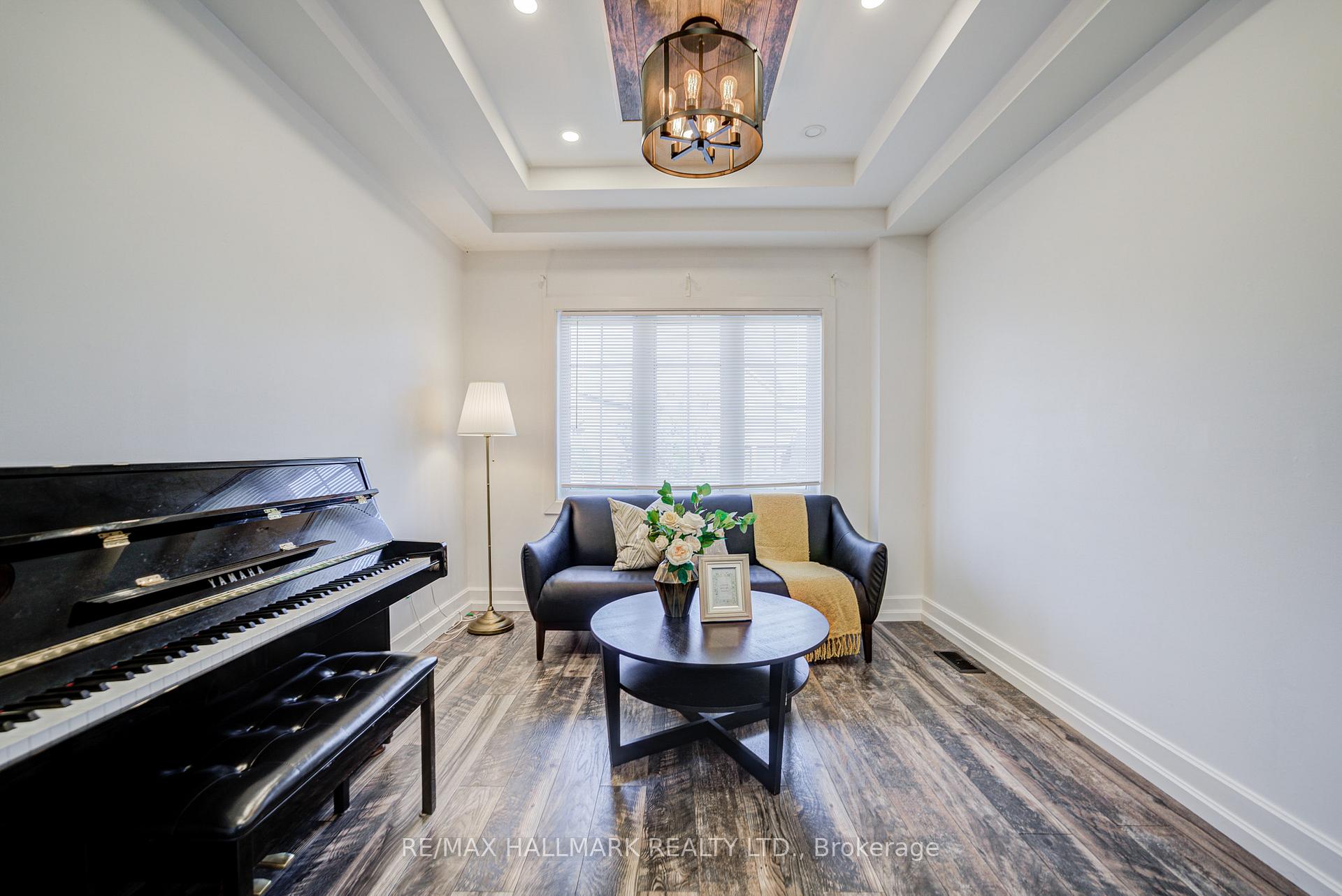 Photo 3 of 8 Glendower Crescent, Georgina, Keswick North — HOMEH
