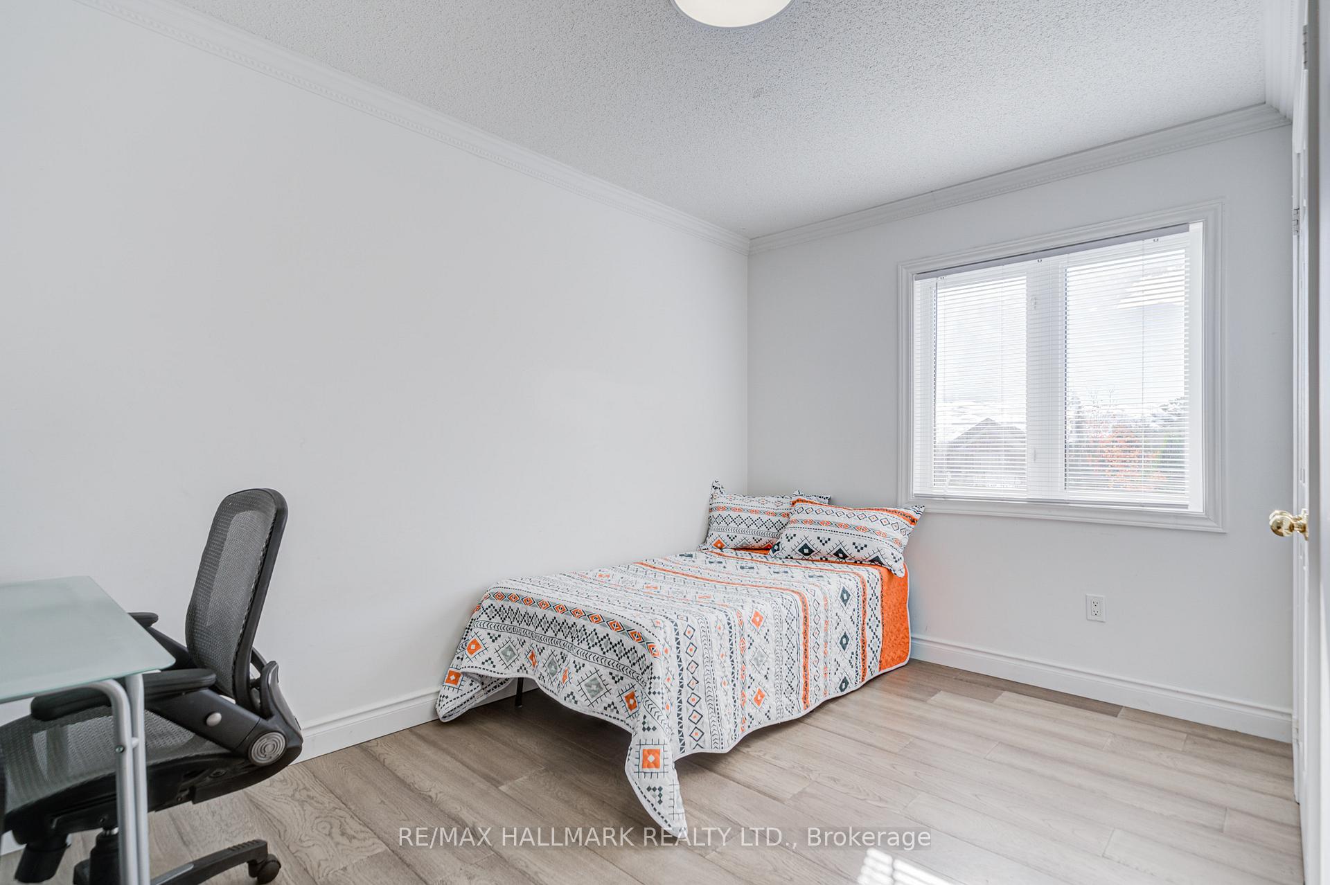 Photo 25 of 8 Glendower Crescent, Georgina, Keswick North — HOMEH