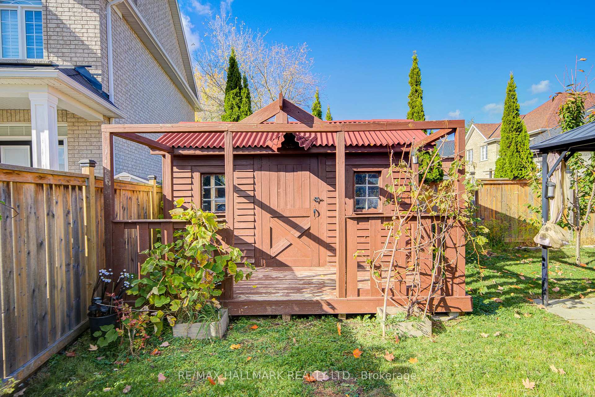 Photo 40 of 8 Glendower Crescent, Georgina, Keswick North — HOMEH
