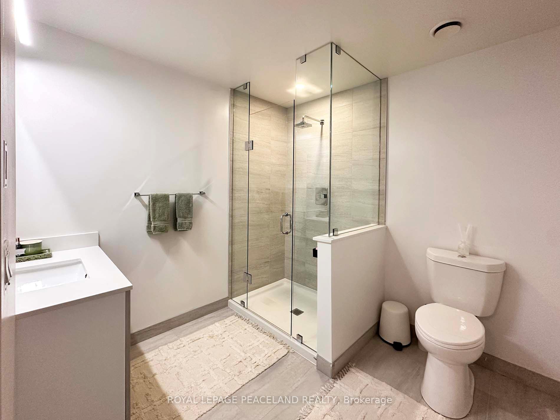 Photo 8 of Unit 1003, 18 Water Walk Drive, Markham, Unionville — HOMEH
