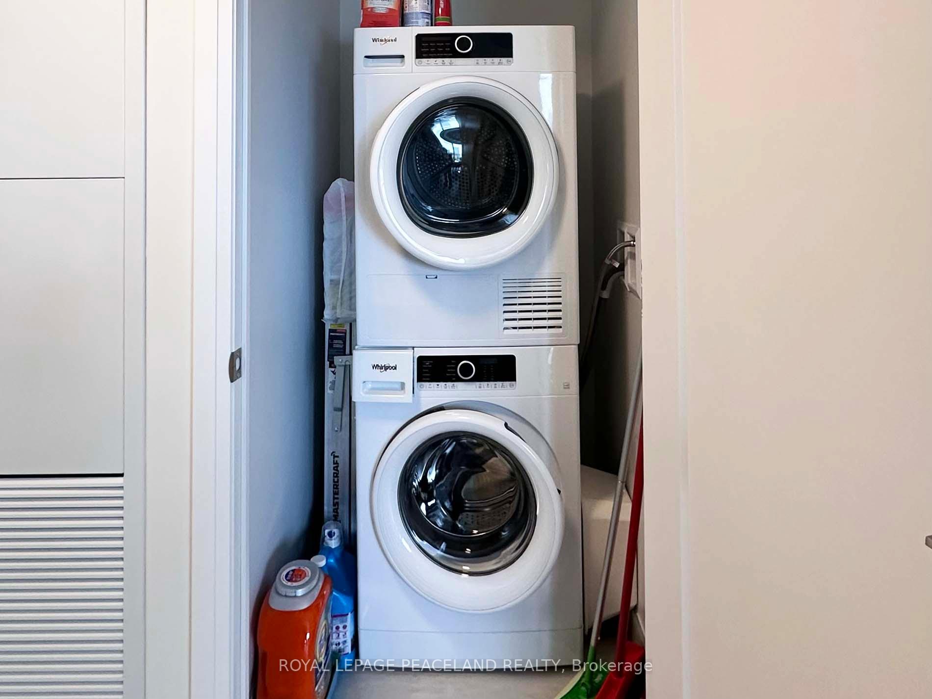 Photo 11 of Unit 1003, 18 Water Walk Drive, Markham, Unionville — HOMEH