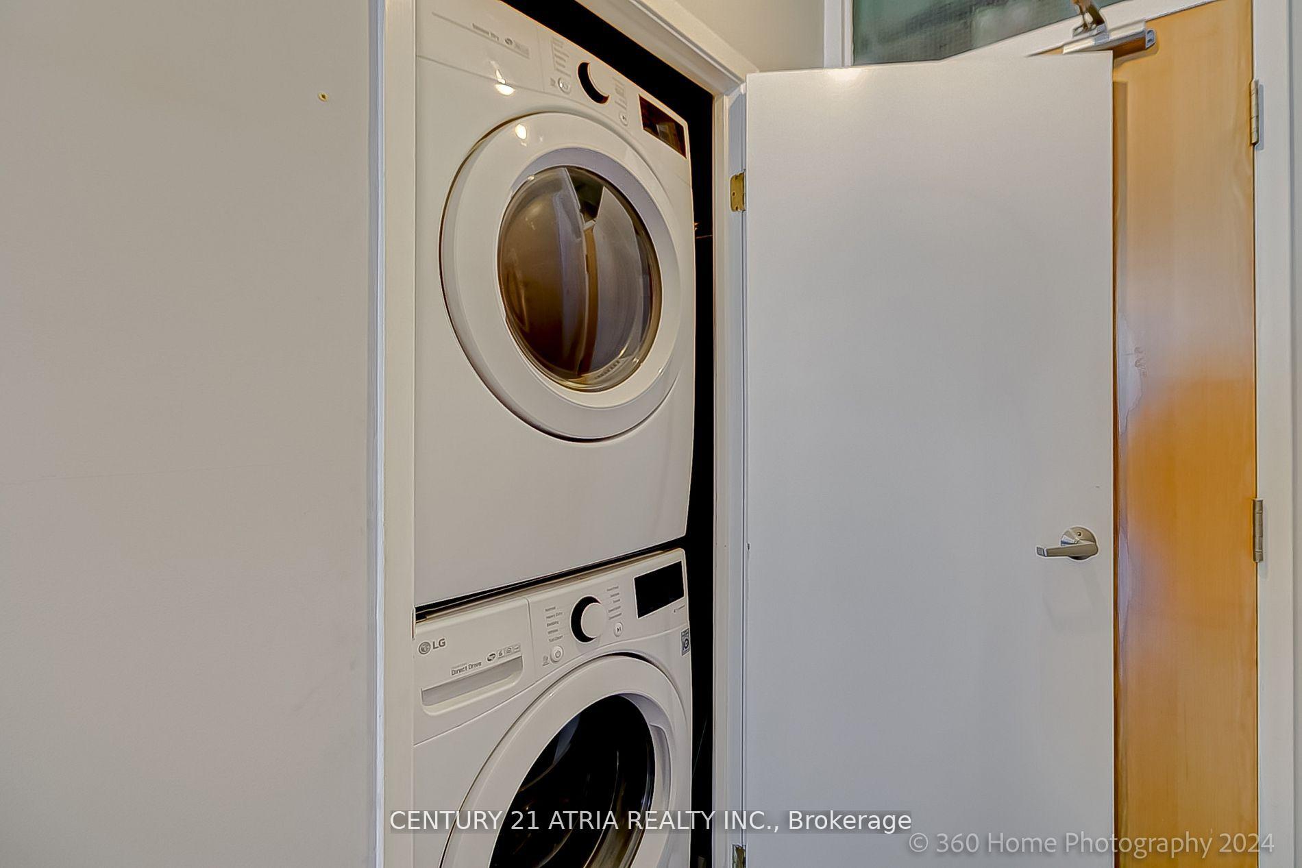 Photo 19 of Unit 313, 383 Adelaide Street, Toronto, Moss Park — HOMEH