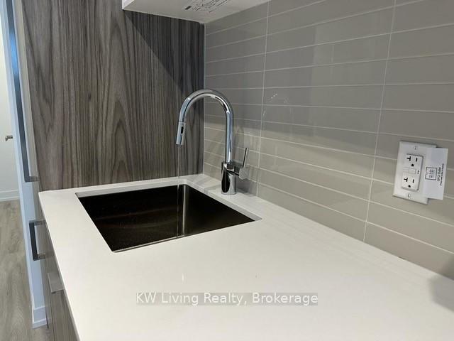 Photo 13 of Unit 4209, 55 Cooper Street, Toronto, Waterfront Communities — HOMEH