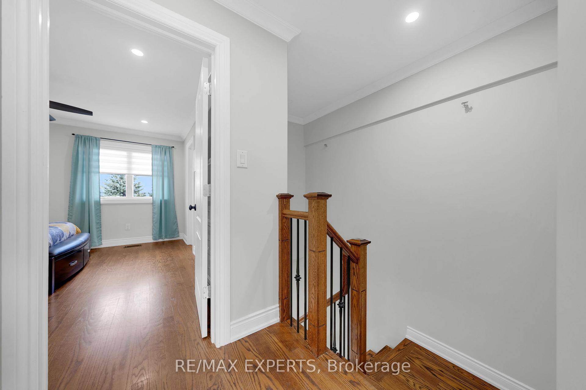 Photo 21 of 55 Manorwood Court, Caledon, Bolton North — HOMEH
