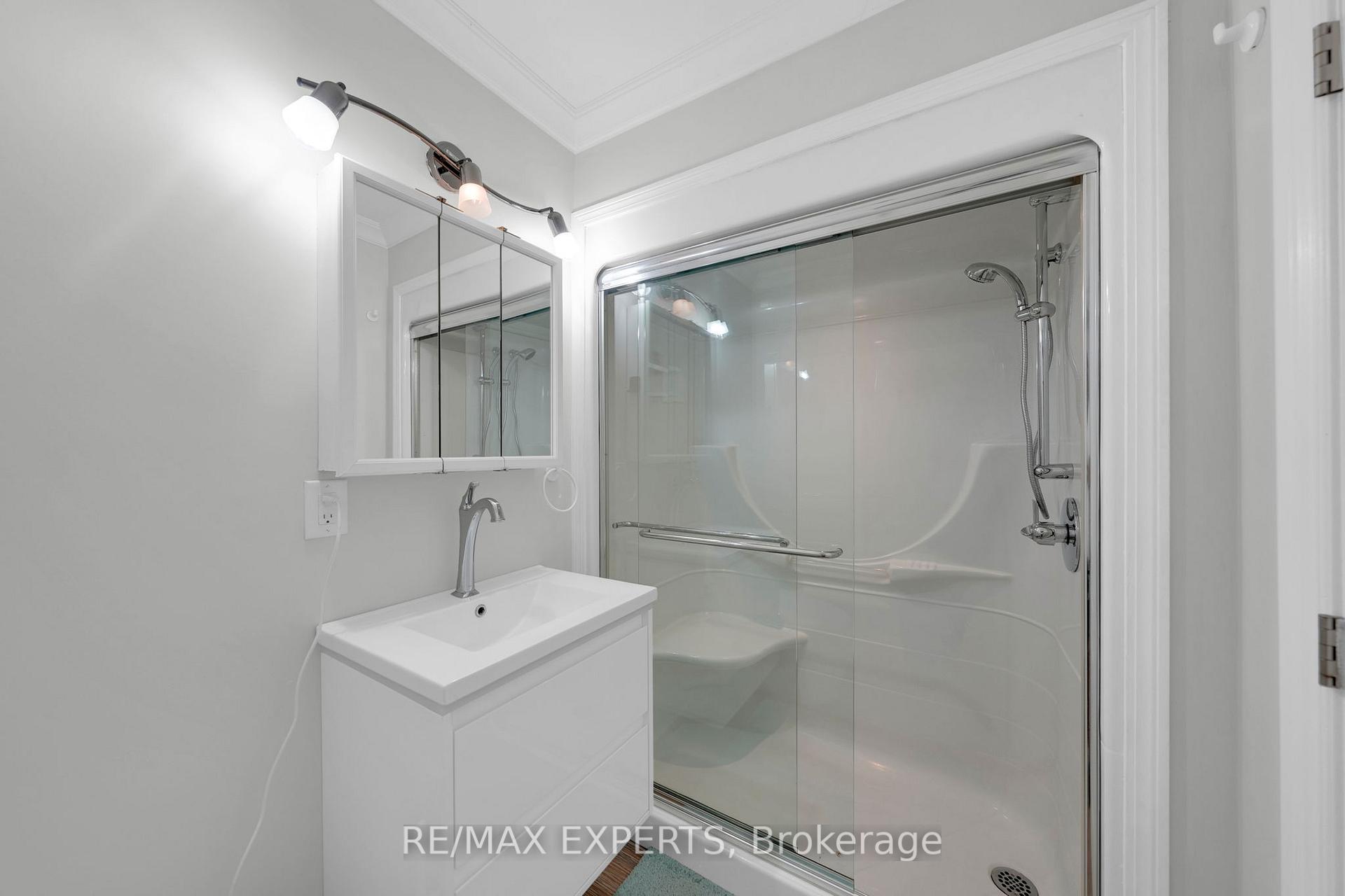 Photo 27 of 55 Manorwood Court, Caledon, Bolton North — HOMEH