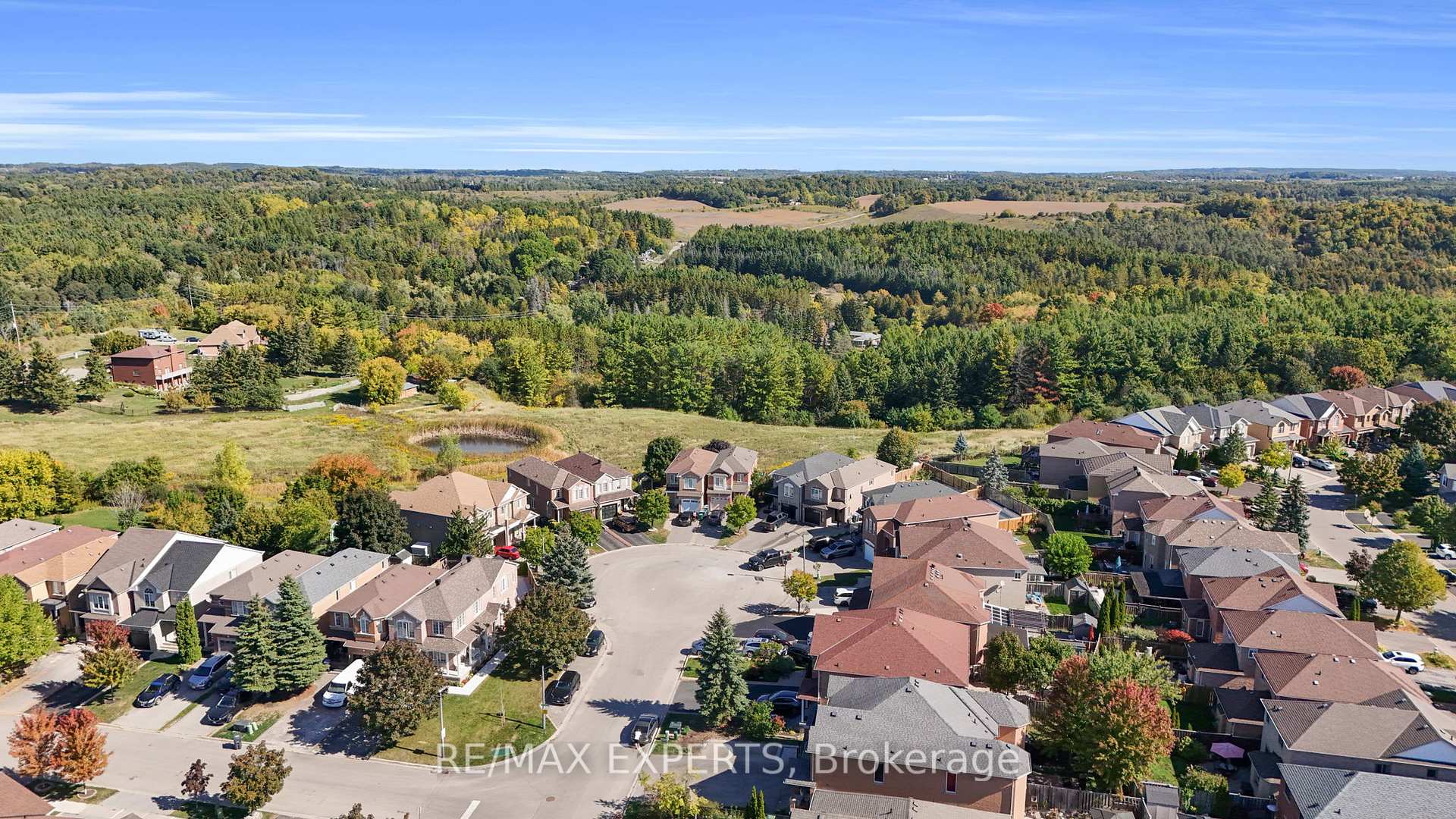 Photo 49 of 55 Manorwood Court, Caledon, Bolton North — HOMEH