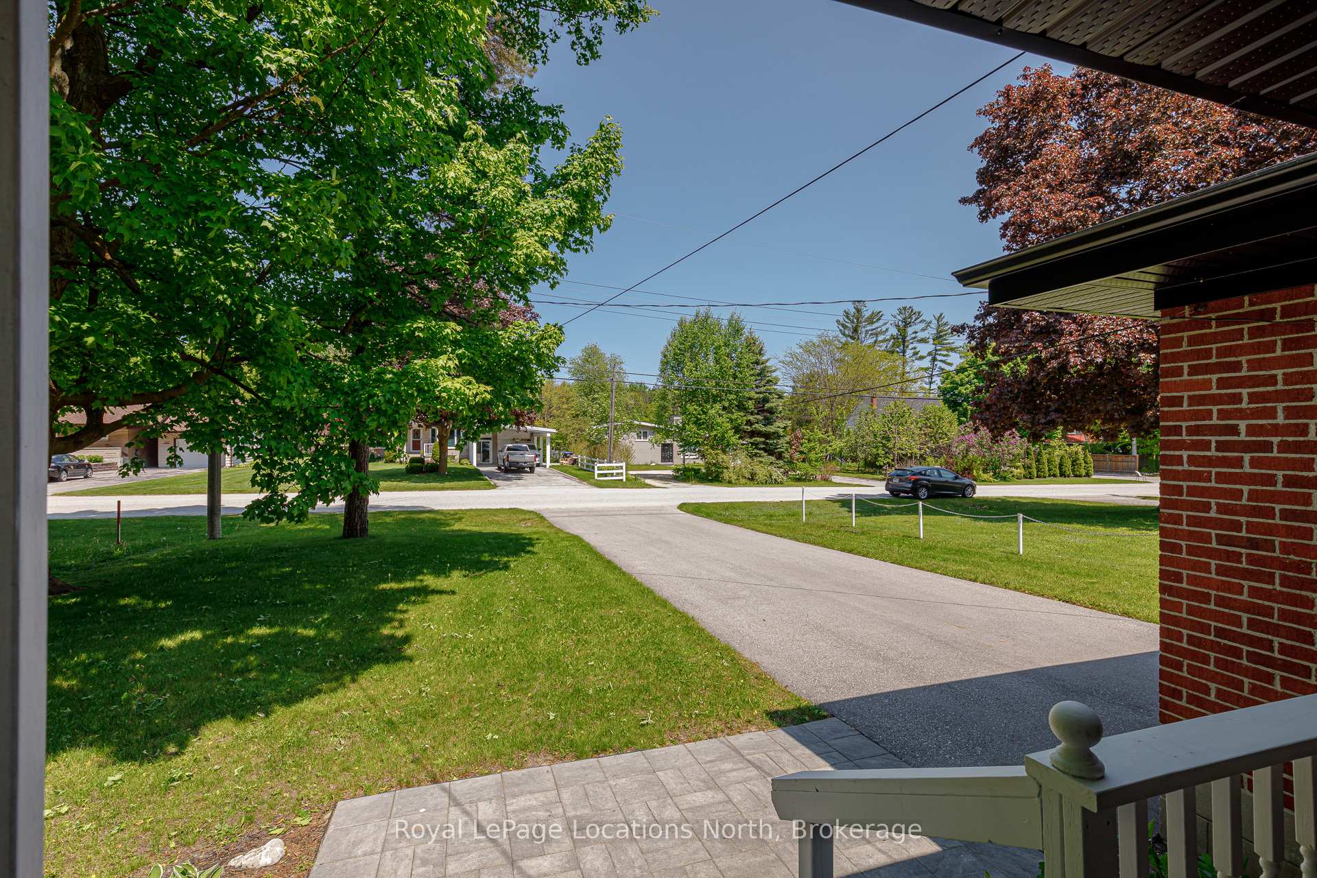Photo 4 of 207 Mccrea Drive, Clearview, Stayner — HOMEH