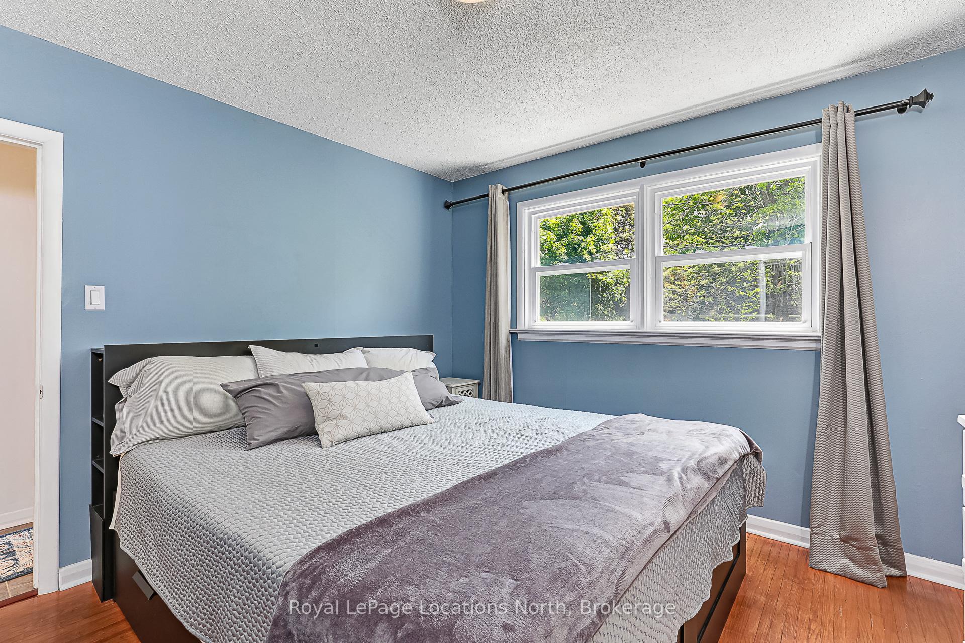 Photo 11 of 207 Mccrea Drive, Clearview, Stayner — HOMEH