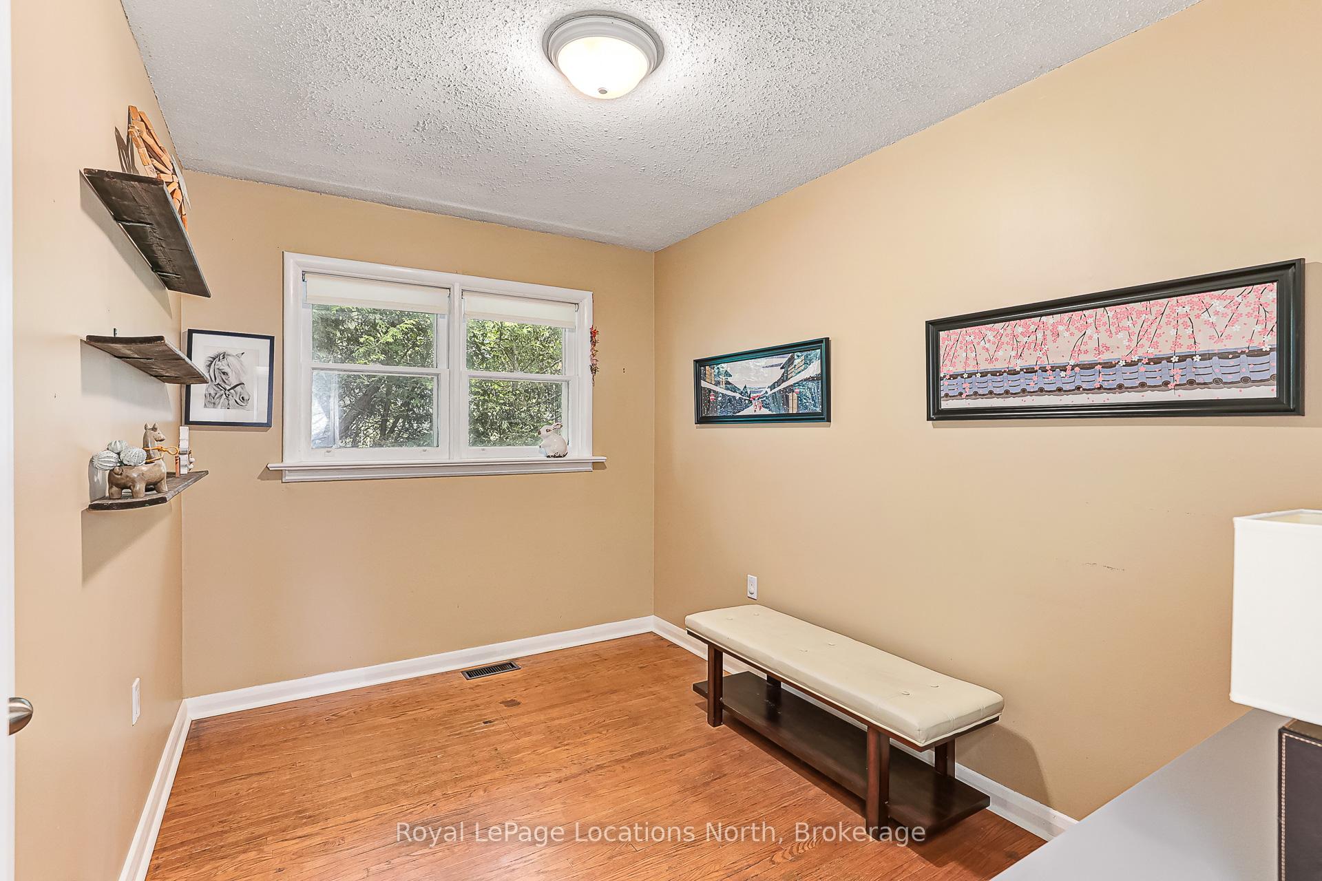 Photo 13 of 207 Mccrea Drive, Clearview, Stayner — HOMEH