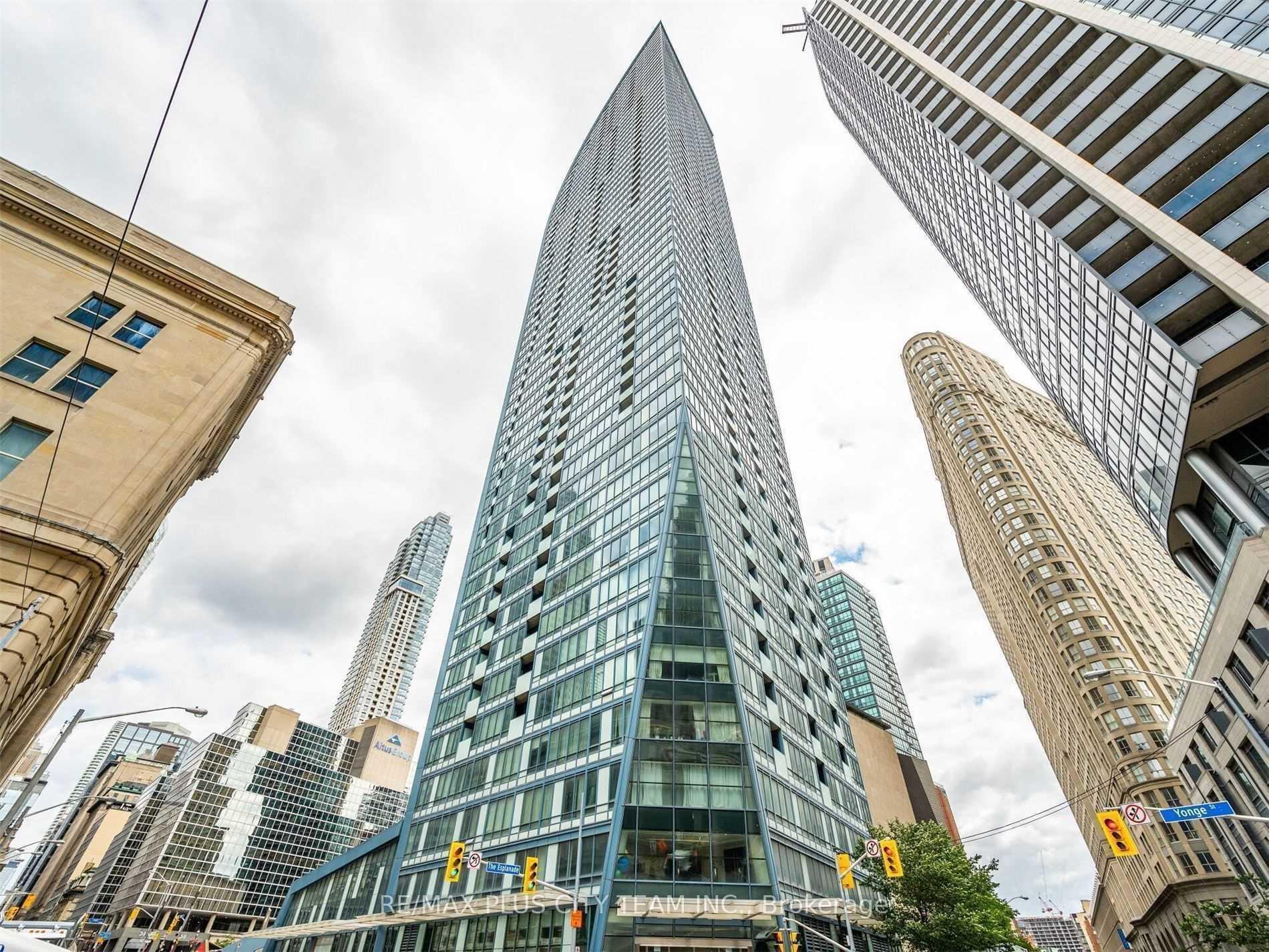 Photo 1 of Unit 1604, 8 The Esplanade, Toronto, Waterfront Communities — HOMEH