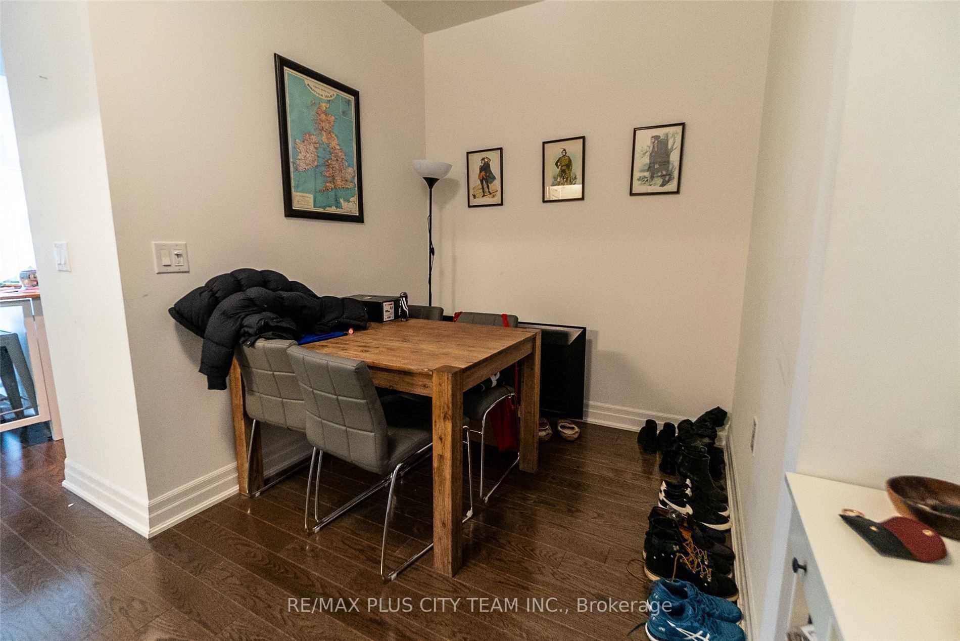 Photo 6 of Unit 1604, 8 The Esplanade, Toronto, Waterfront Communities — HOMEH