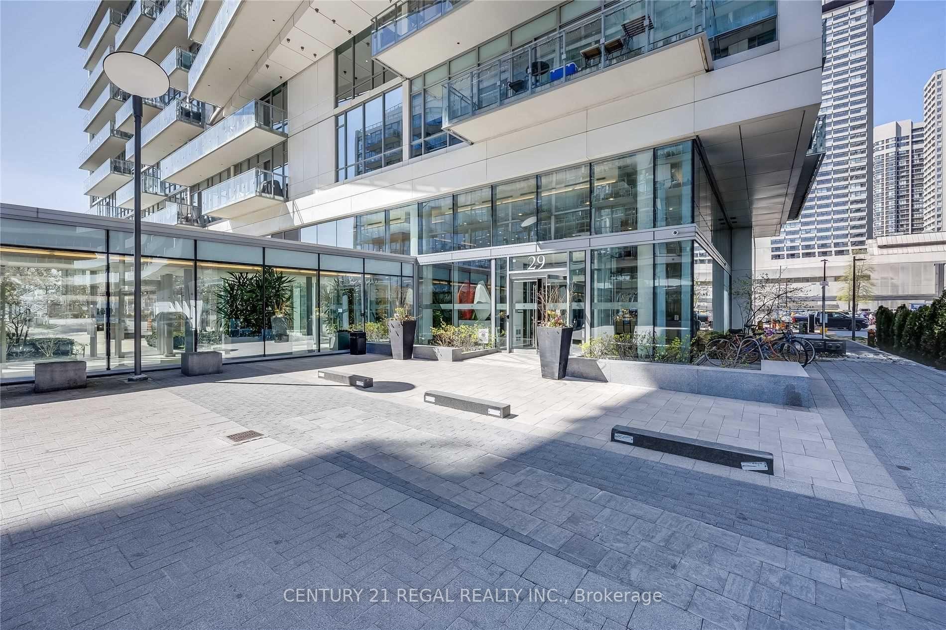 Photo 2 of 29 Queens Quay E, Toronto, Waterfront Communities — HOMEH