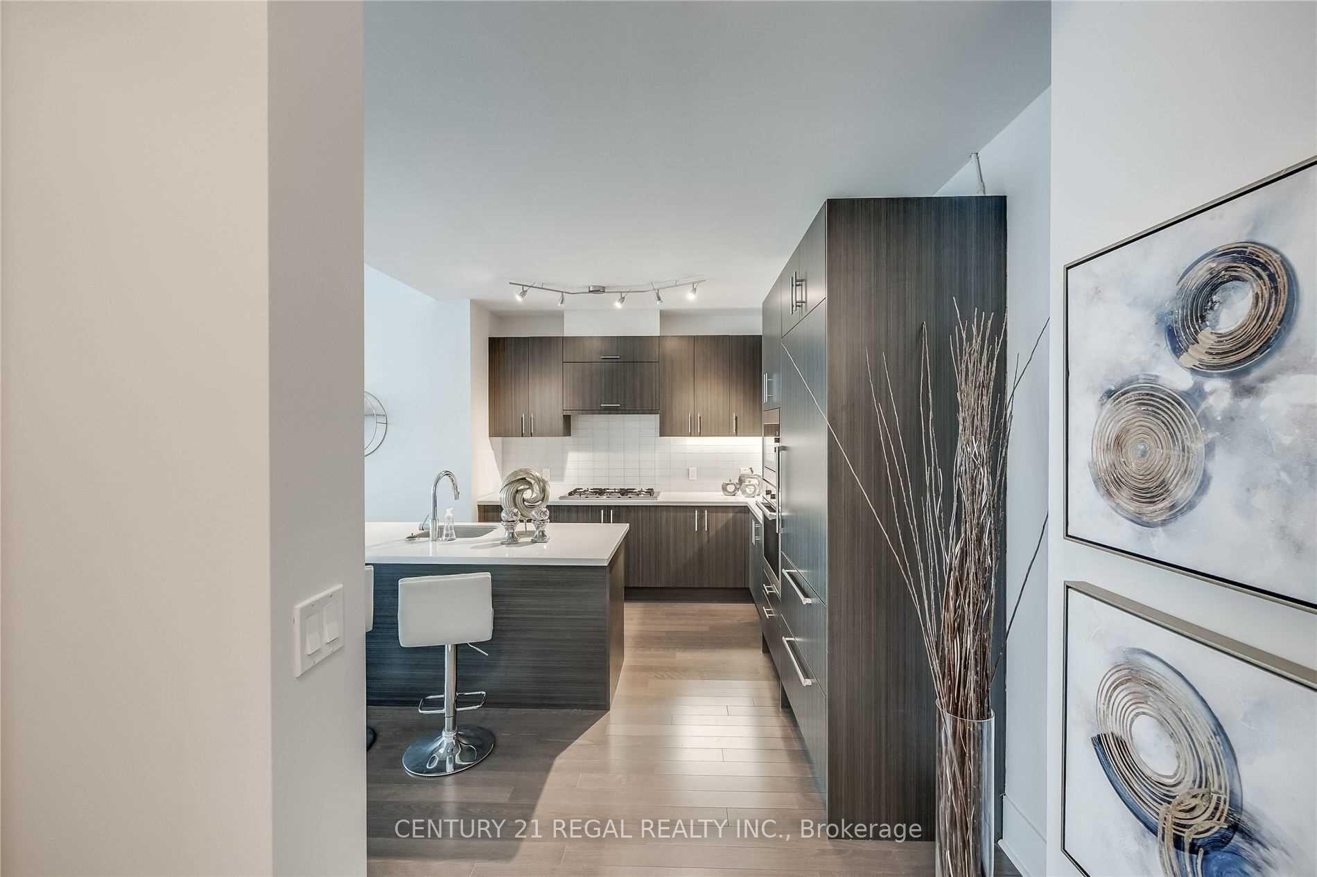 Photo 6 of 29 Queens Quay E, Toronto, Waterfront Communities — HOMEH