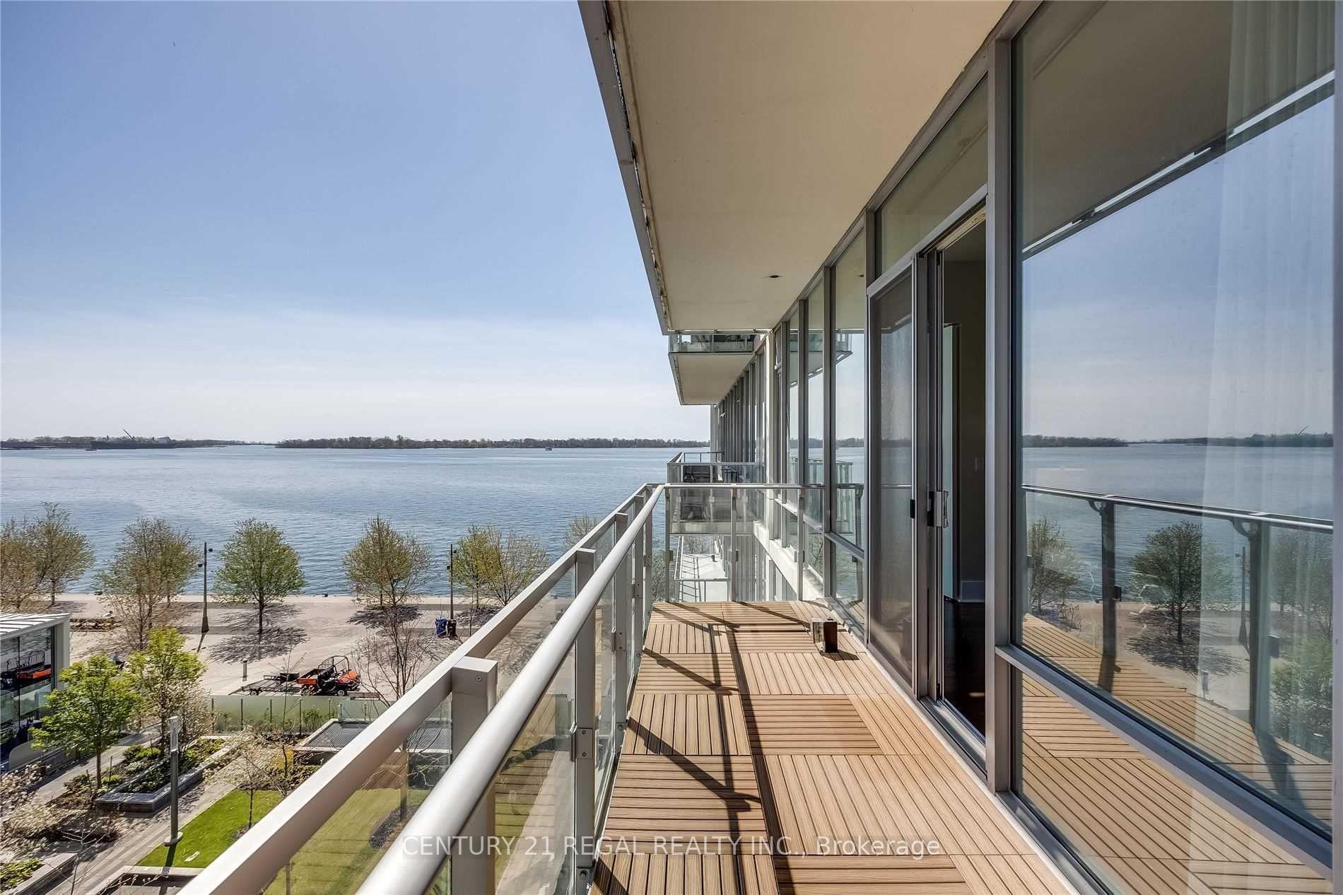 Photo 27 of 29 Queens Quay E, Toronto, Waterfront Communities — HOMEH