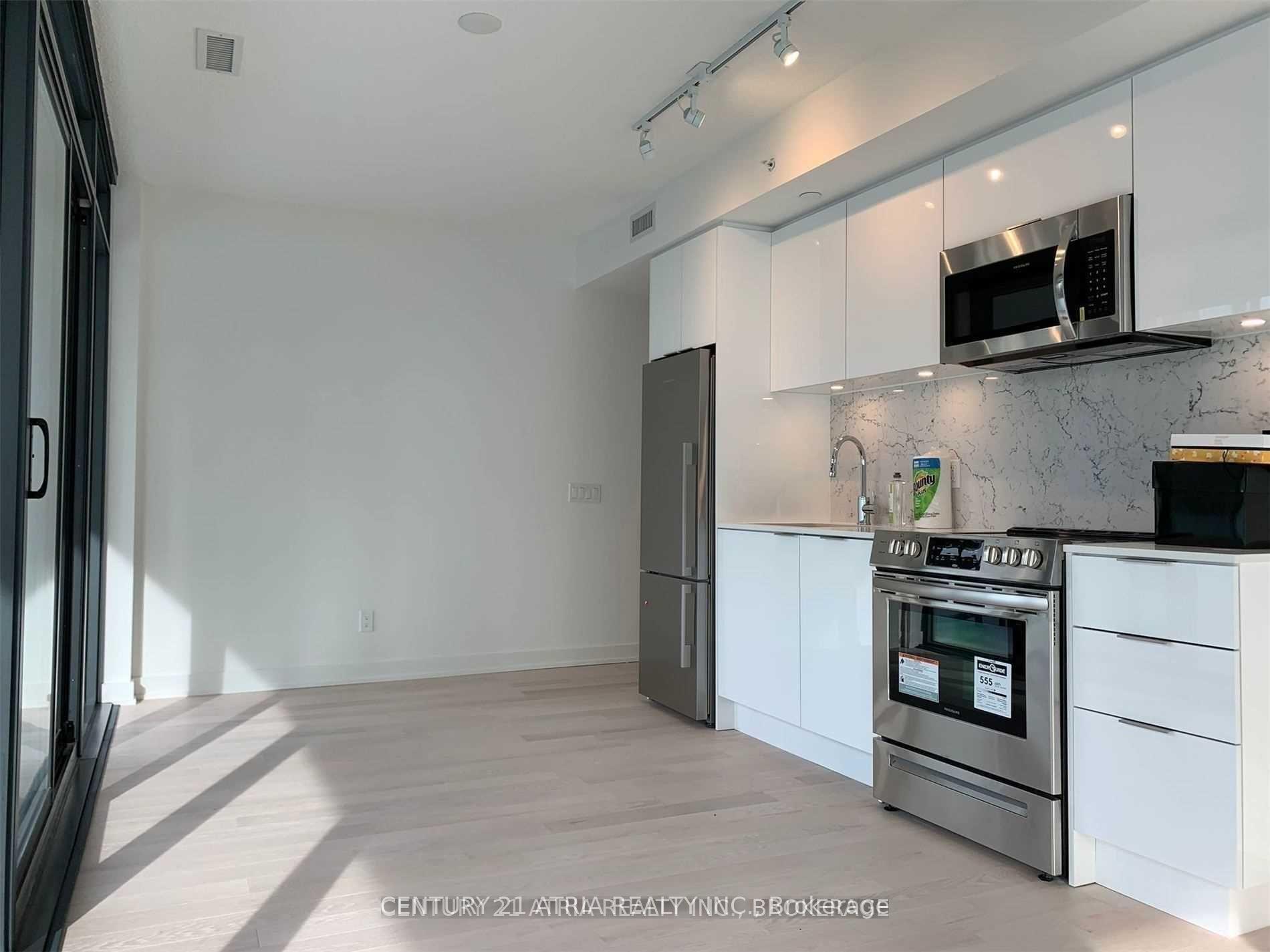 Photo 5 of Unit 1112, 25 Richmond Street E, Toronto, Church-Yonge Corridor — HOMEH