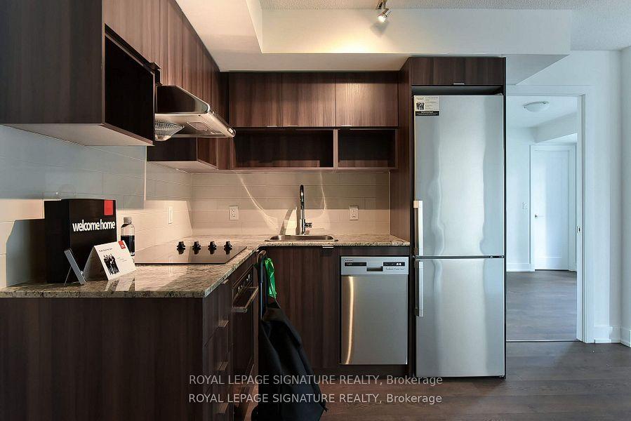 Photo 8 of Unit 901, 7 Mabelle Avenue, Etobicoke, Islington-City Centre West — HOMEH