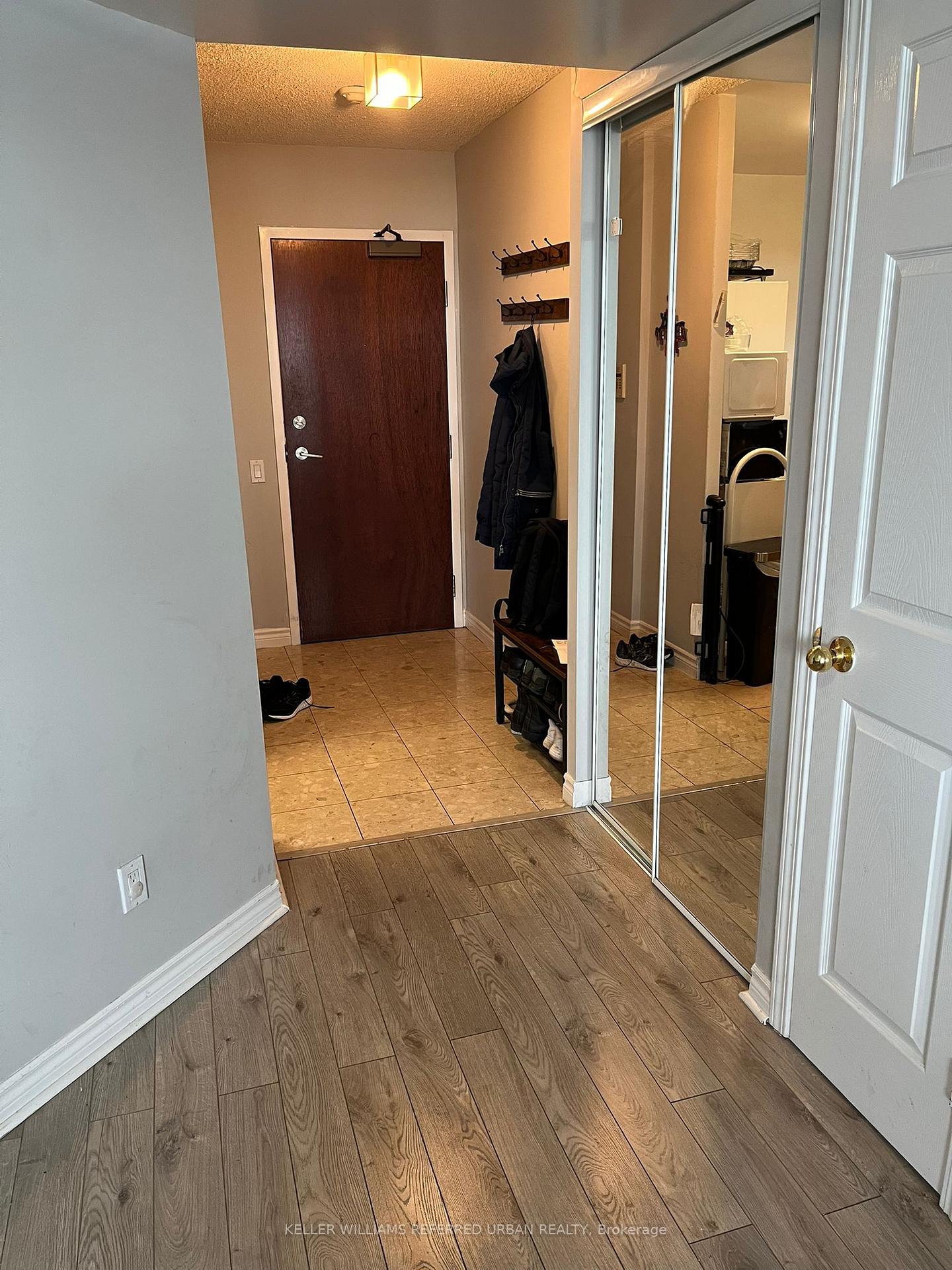 Photo 4 of Unit 1001, 8 Covington Road, Toronto, Englemount-Lawrence — HOMEH