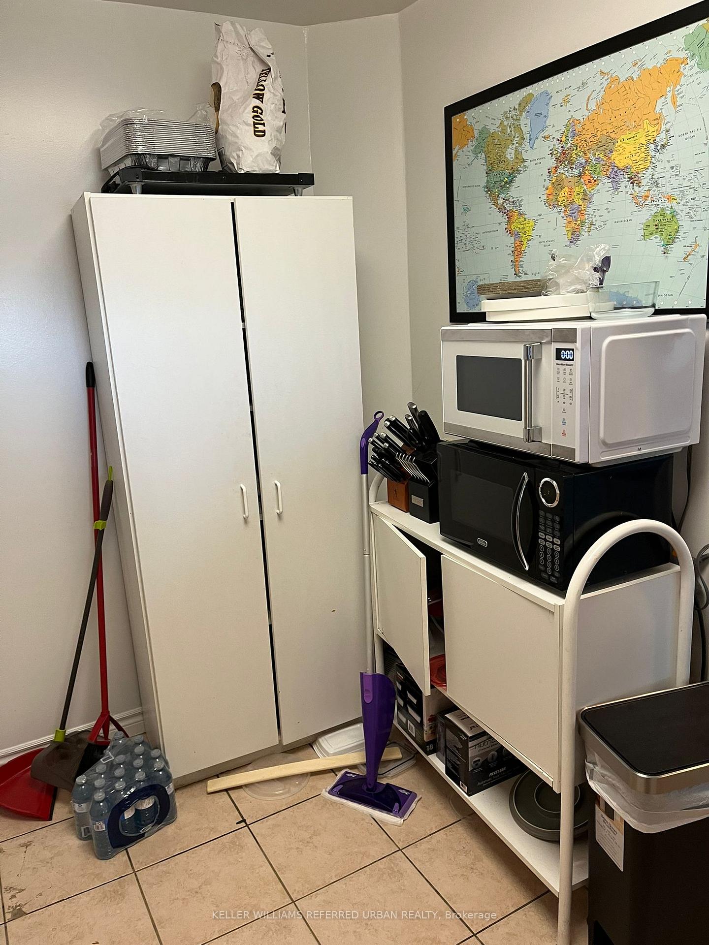 Photo 8 of Unit 1001, 8 Covington Road, Toronto, Englemount-Lawrence — HOMEH