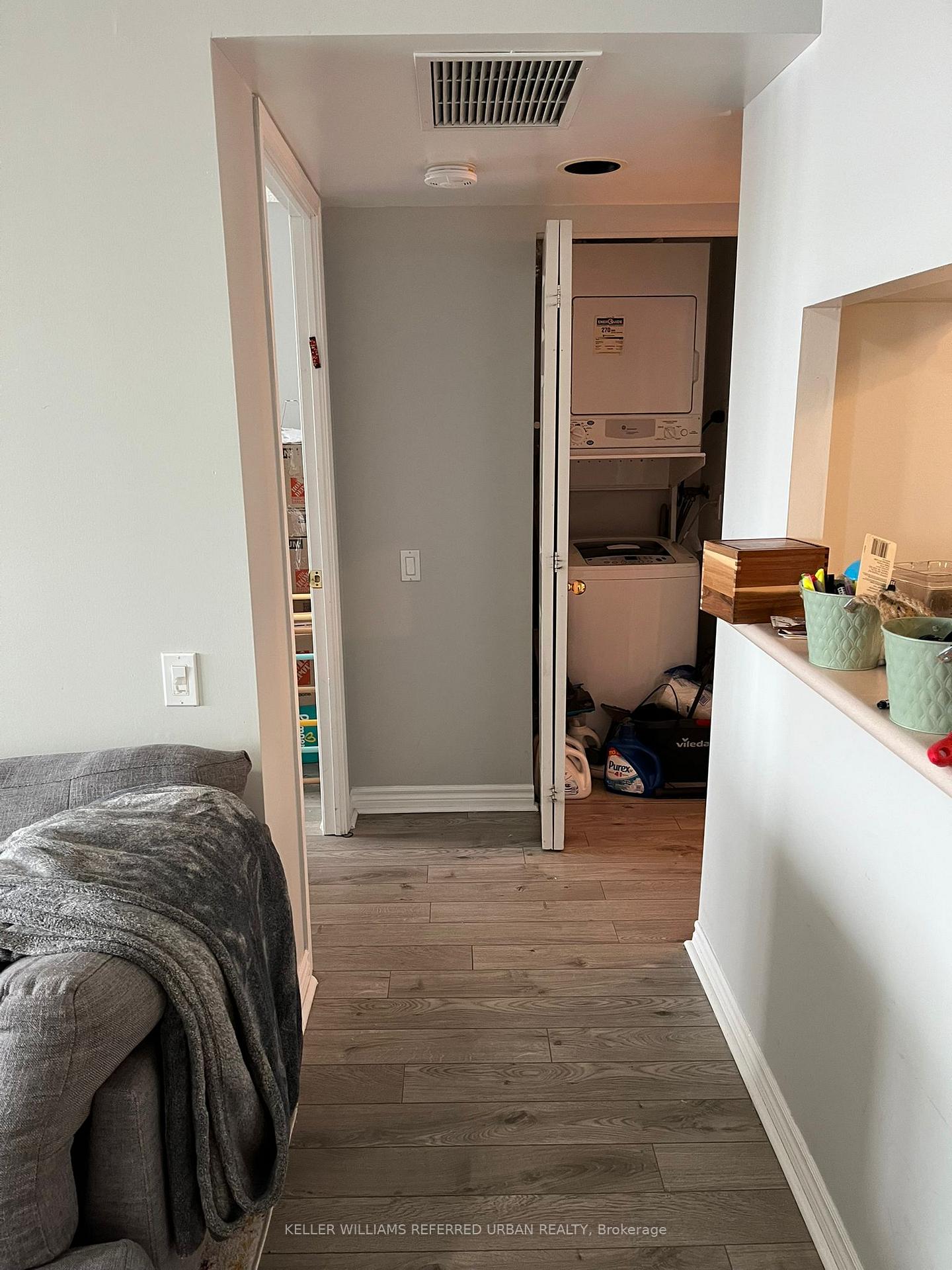 Photo 11 of Unit 1001, 8 Covington Road, Toronto, Englemount-Lawrence — HOMEH