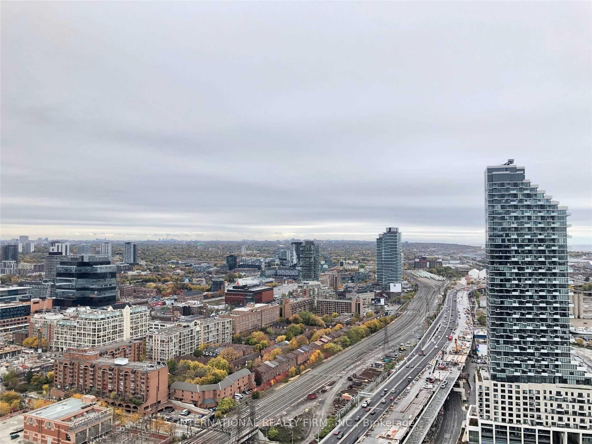 Photo 12 of Unit 3303, 20 Richardson Street, Toronto, Waterfront Communities — HOMEH