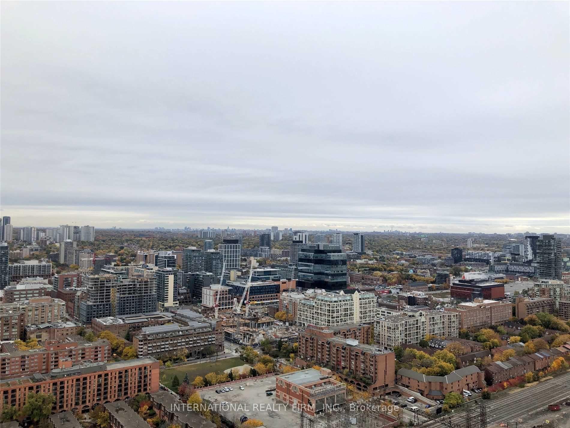 Photo 13 of Unit 3303, 20 Richardson Street, Toronto, Waterfront Communities — HOMEH