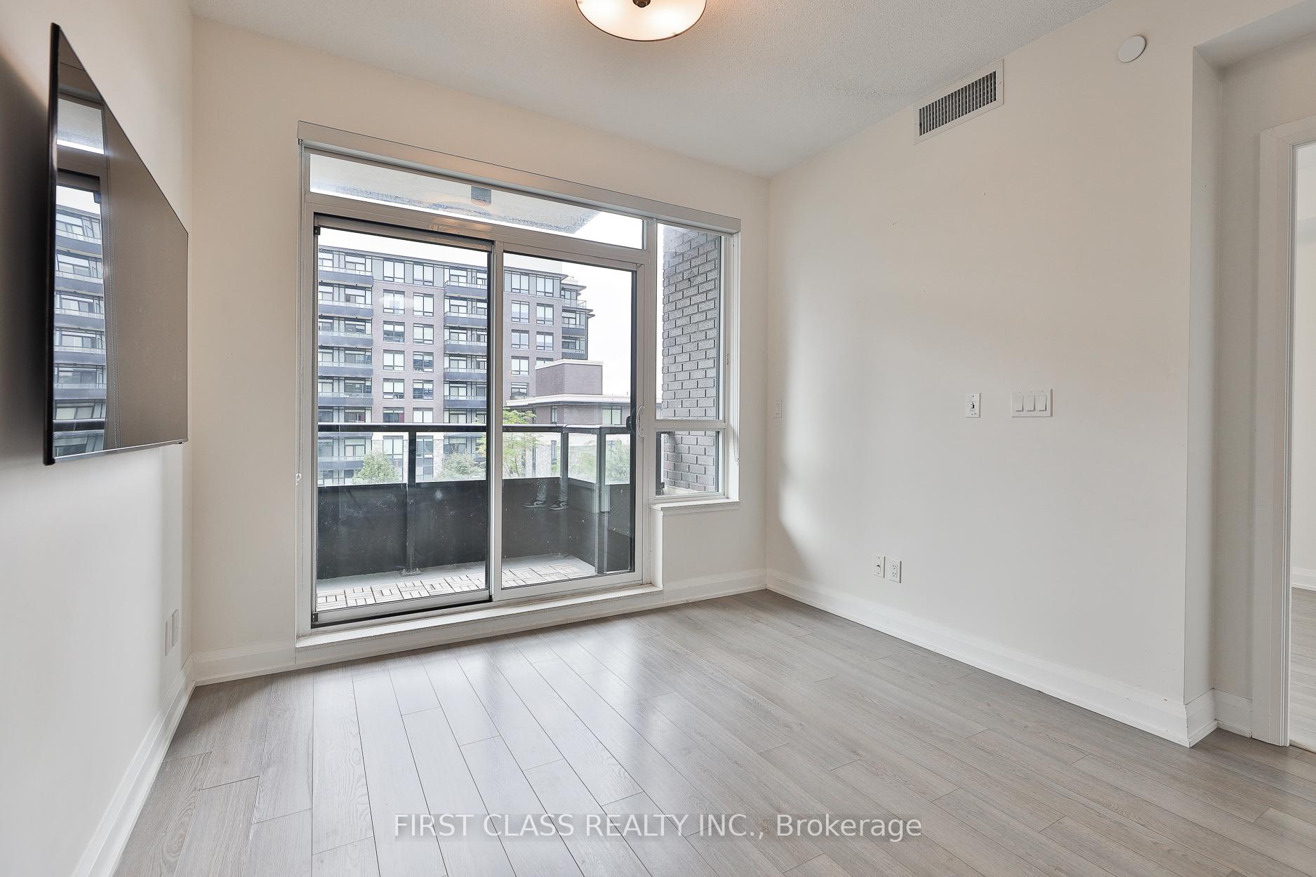Photo 13 of Unit 305, 25 Water Walk Drive, Markham, Unionville — HOMEH