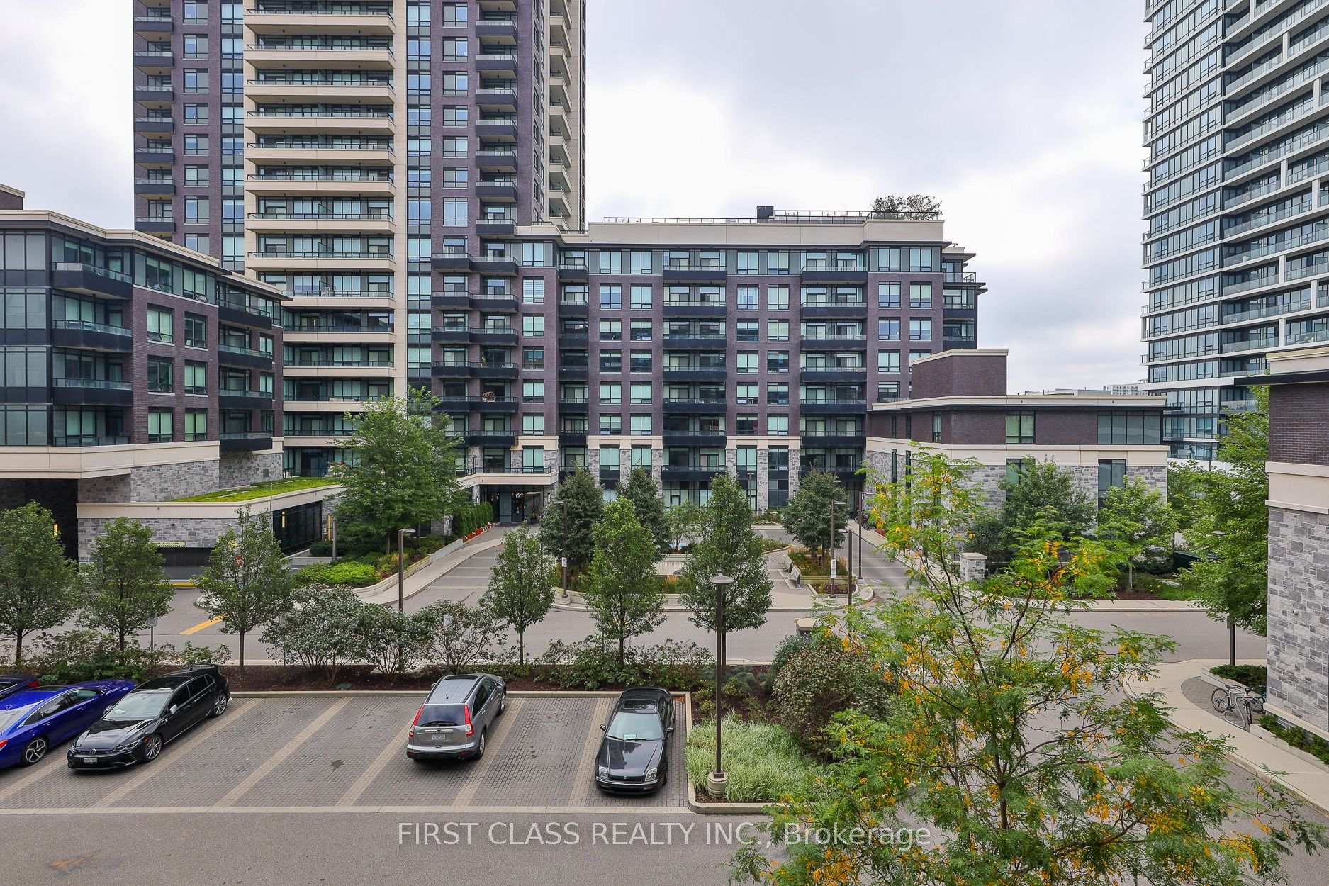Photo 26 of Unit 305, 25 Water Walk Drive, Markham, Unionville — HOMEH